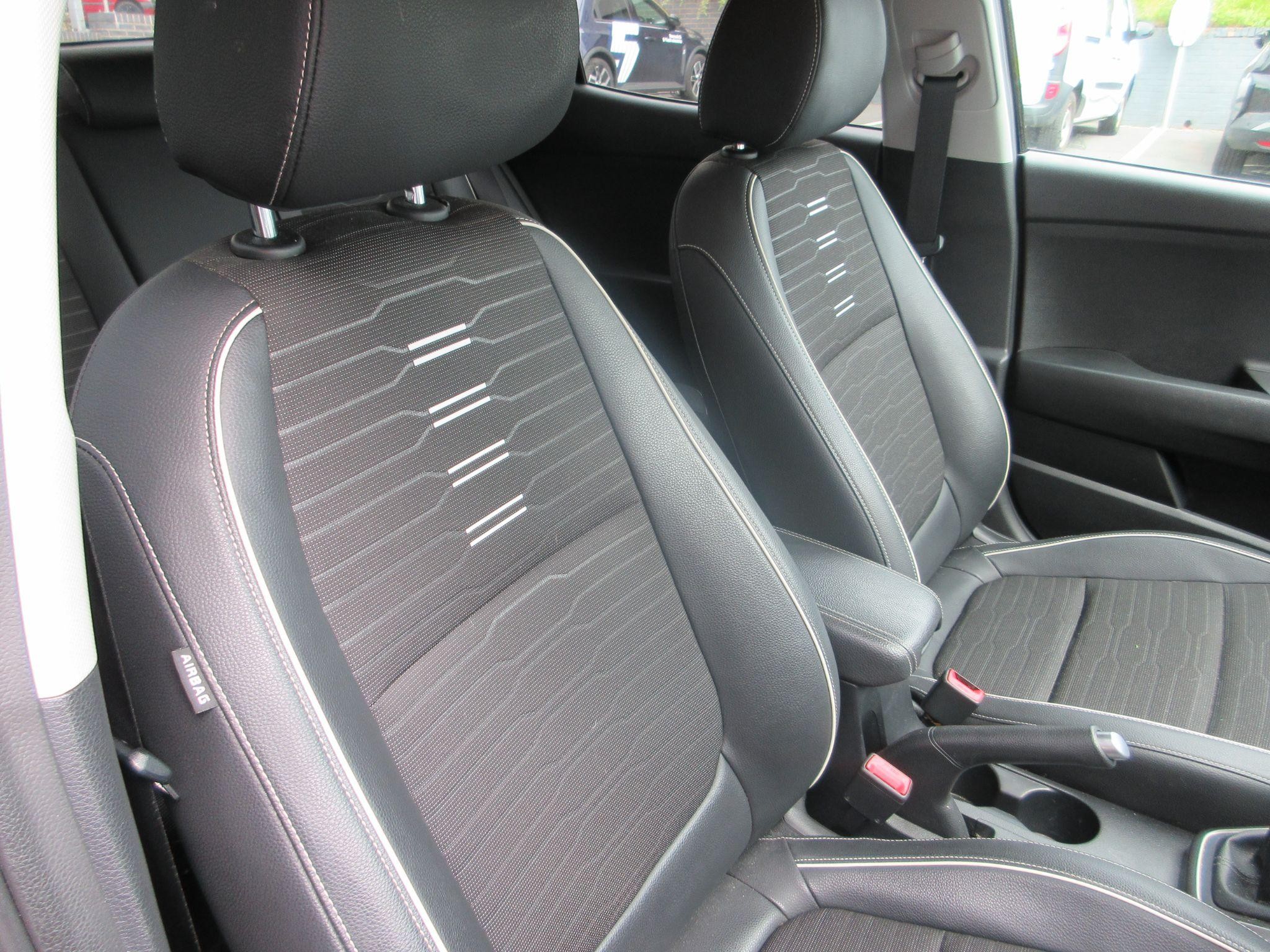 Kia Stonic Image 12
