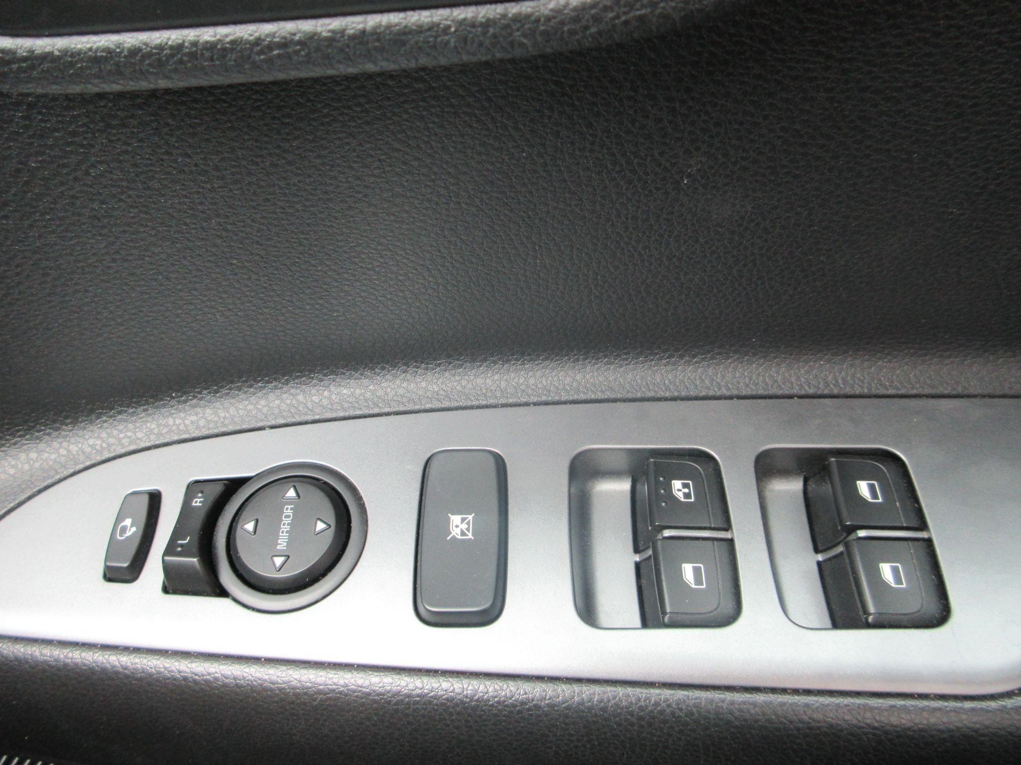 Kia Stonic Image 21