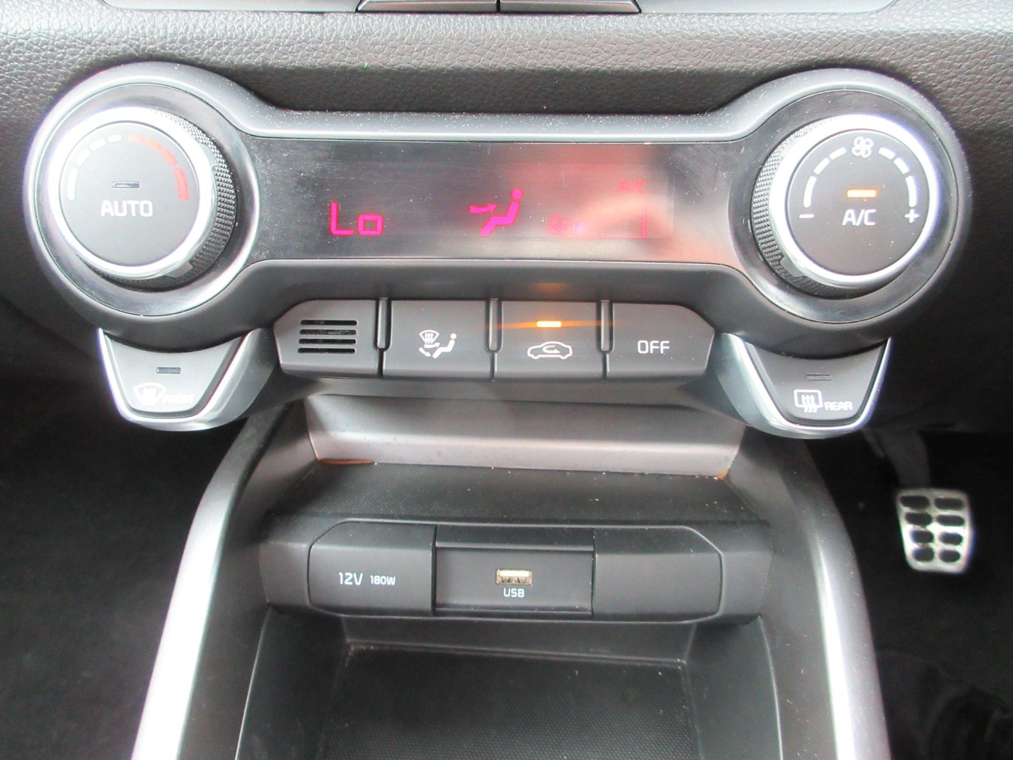 Kia Stonic Image 34
