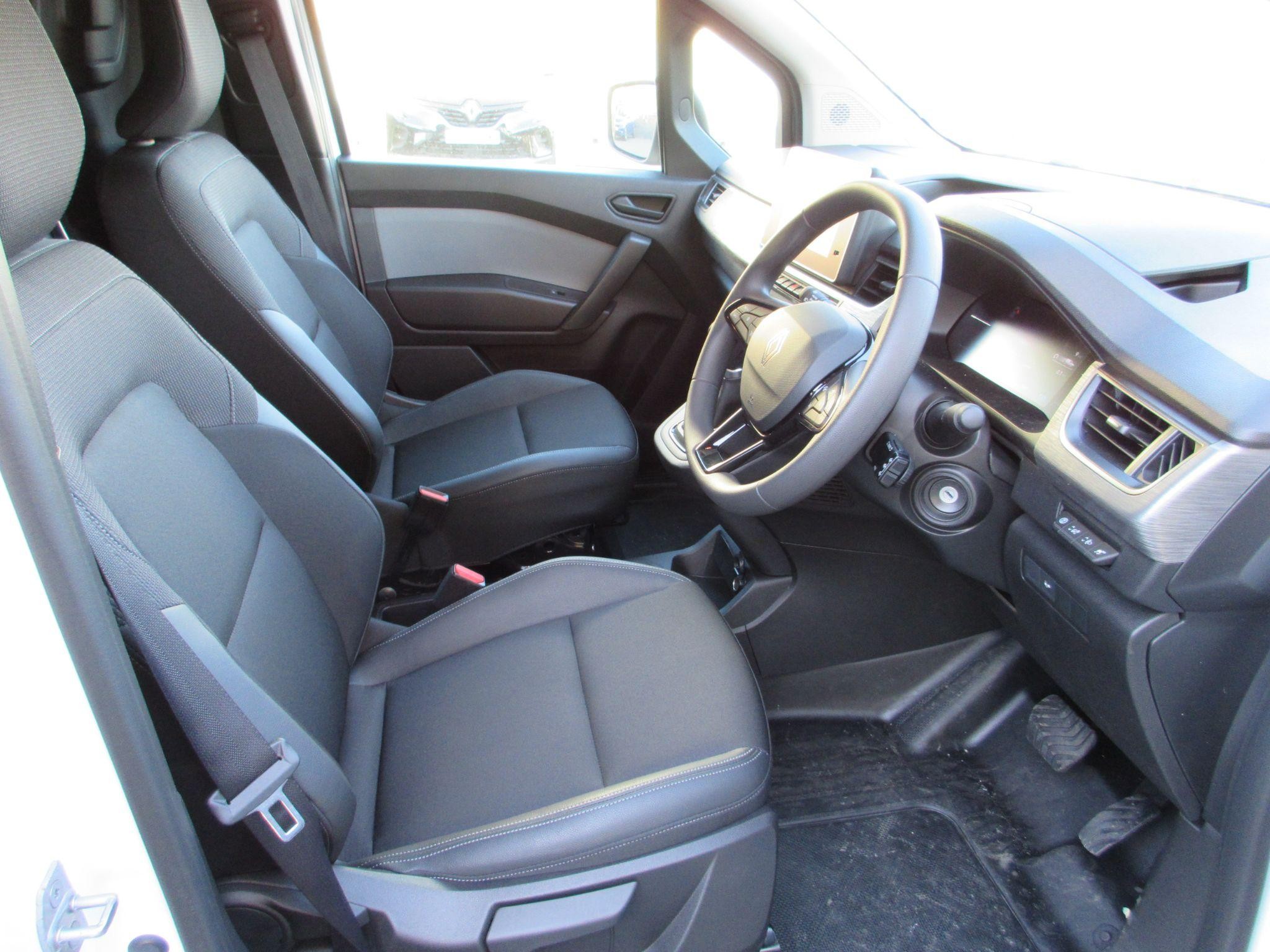 Renault Kangoo Maxi Image 11