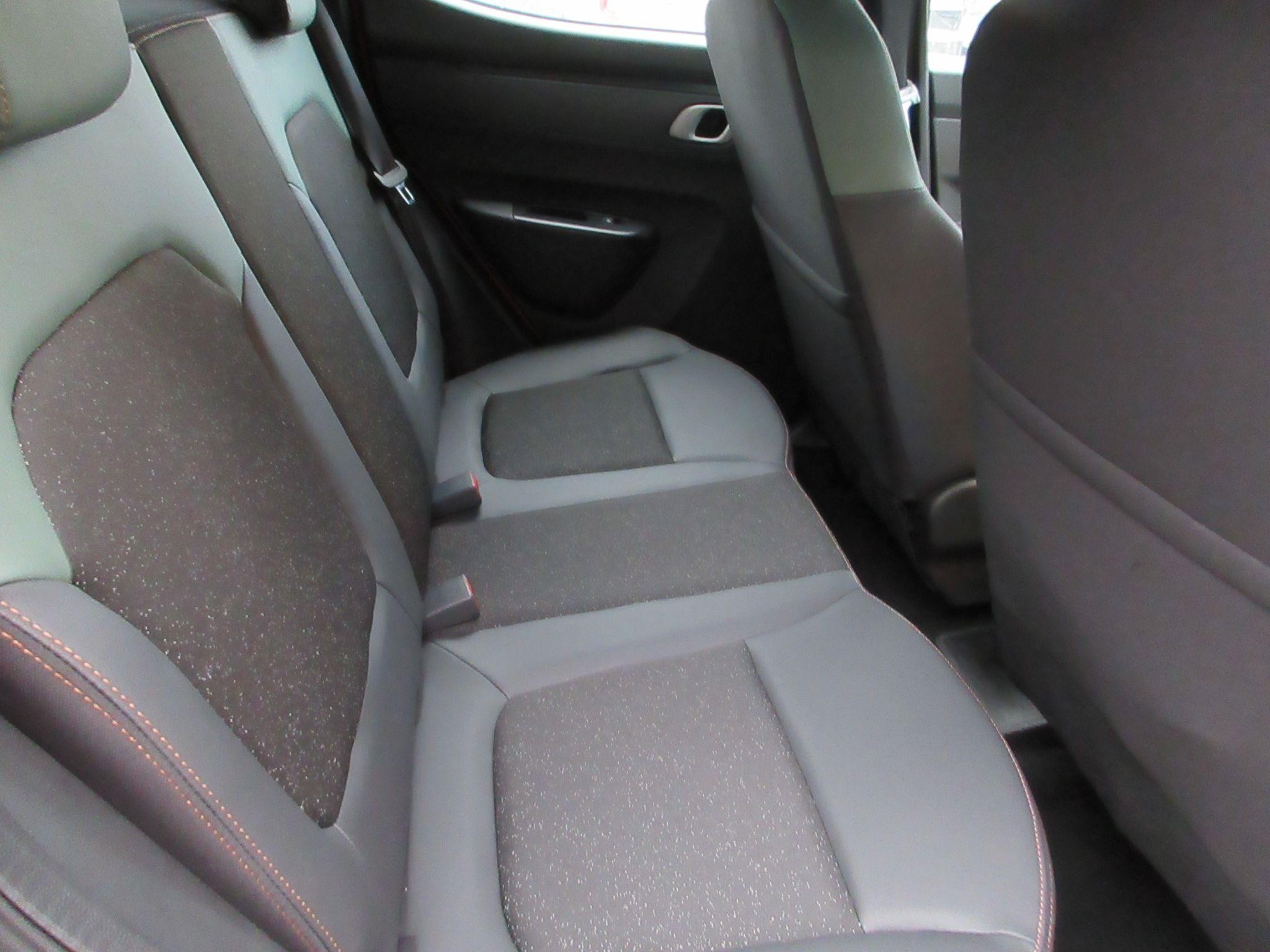 Dacia Spring Image 19