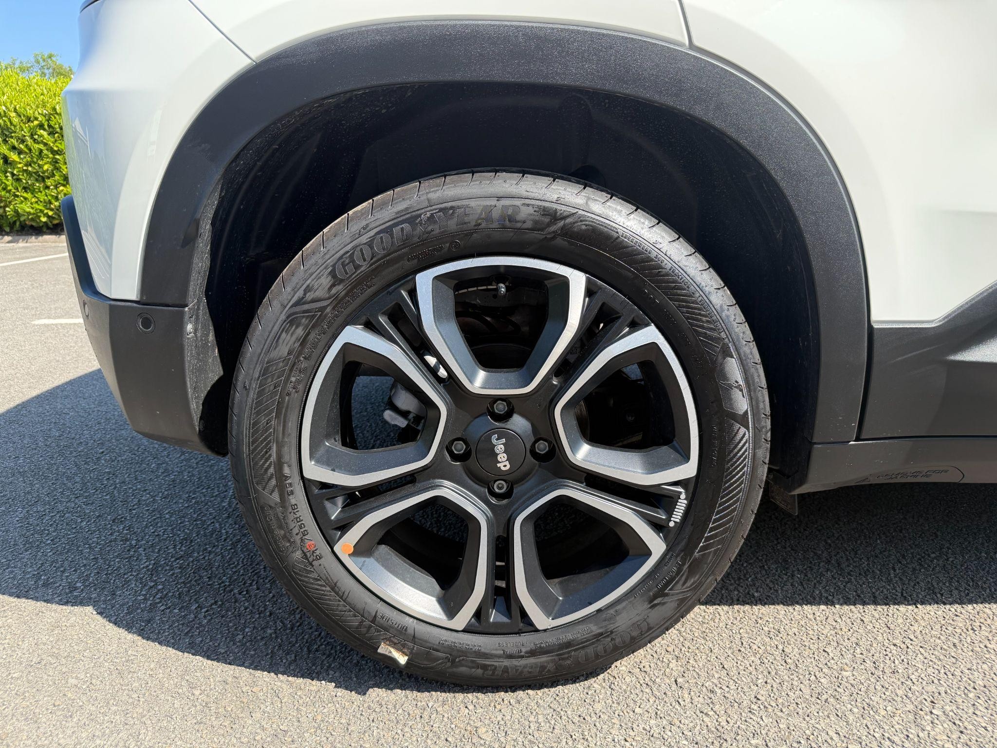 Jeep Avenger Image 8
