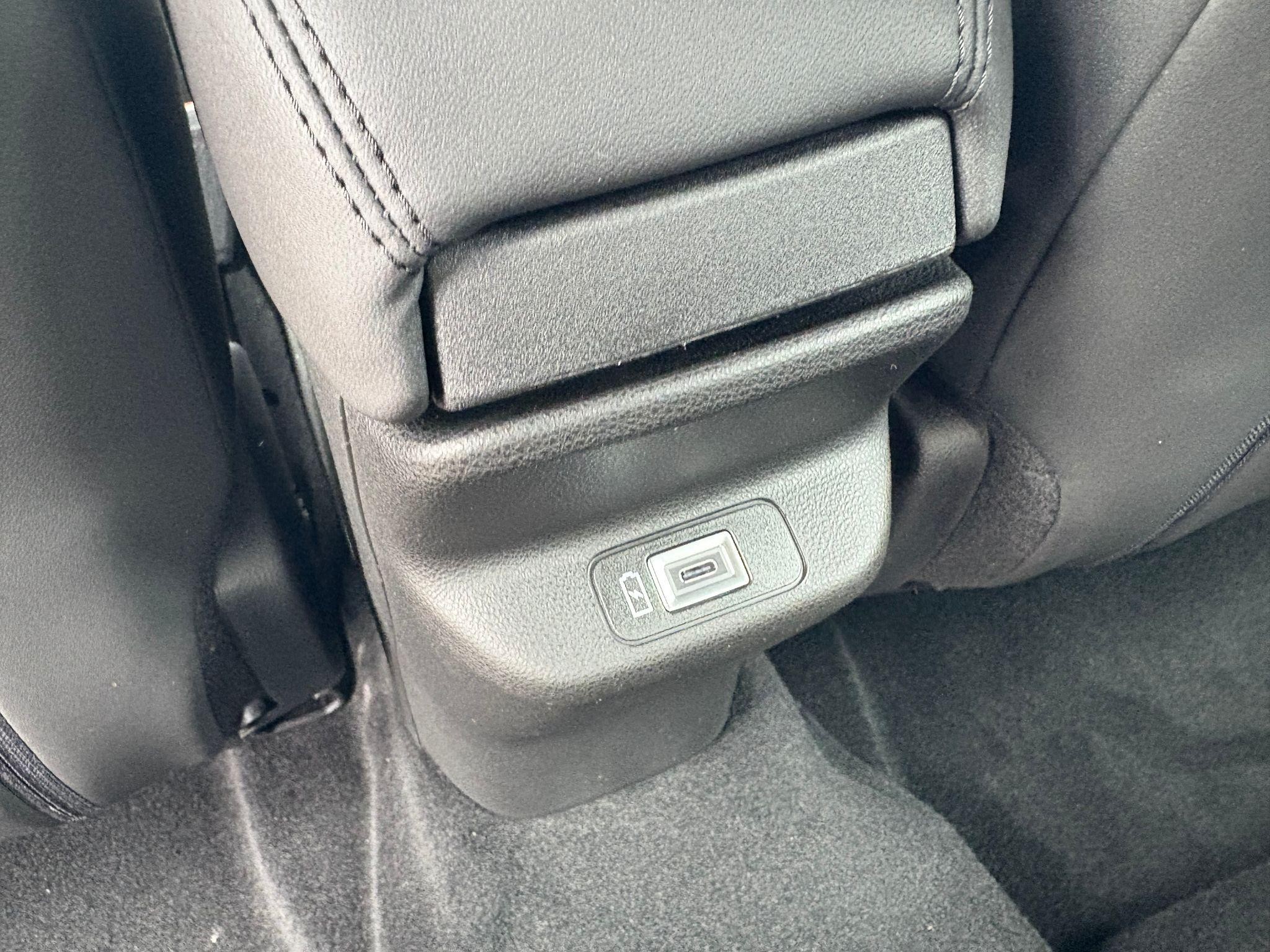 Jeep Avenger Image 13