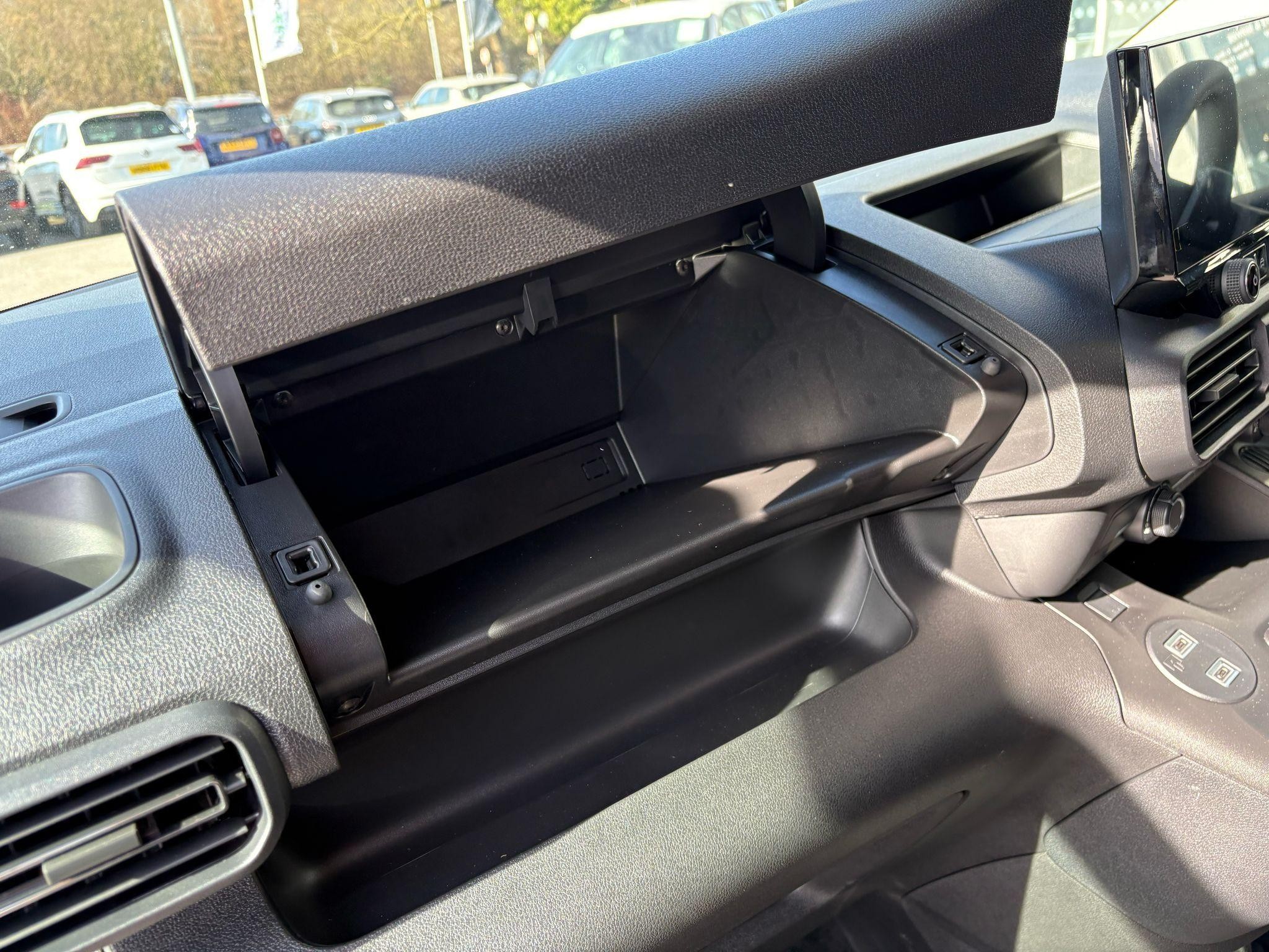 Citroen e-Berlingo Panel Van Image 10