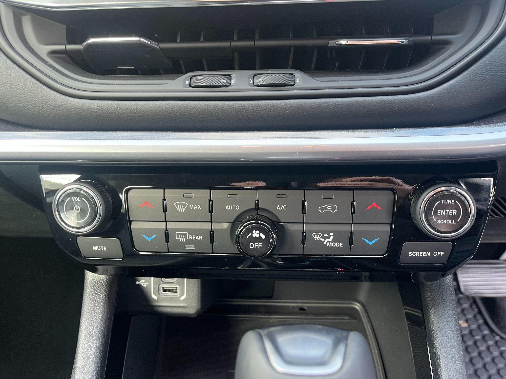 Jeep Compass Image 25