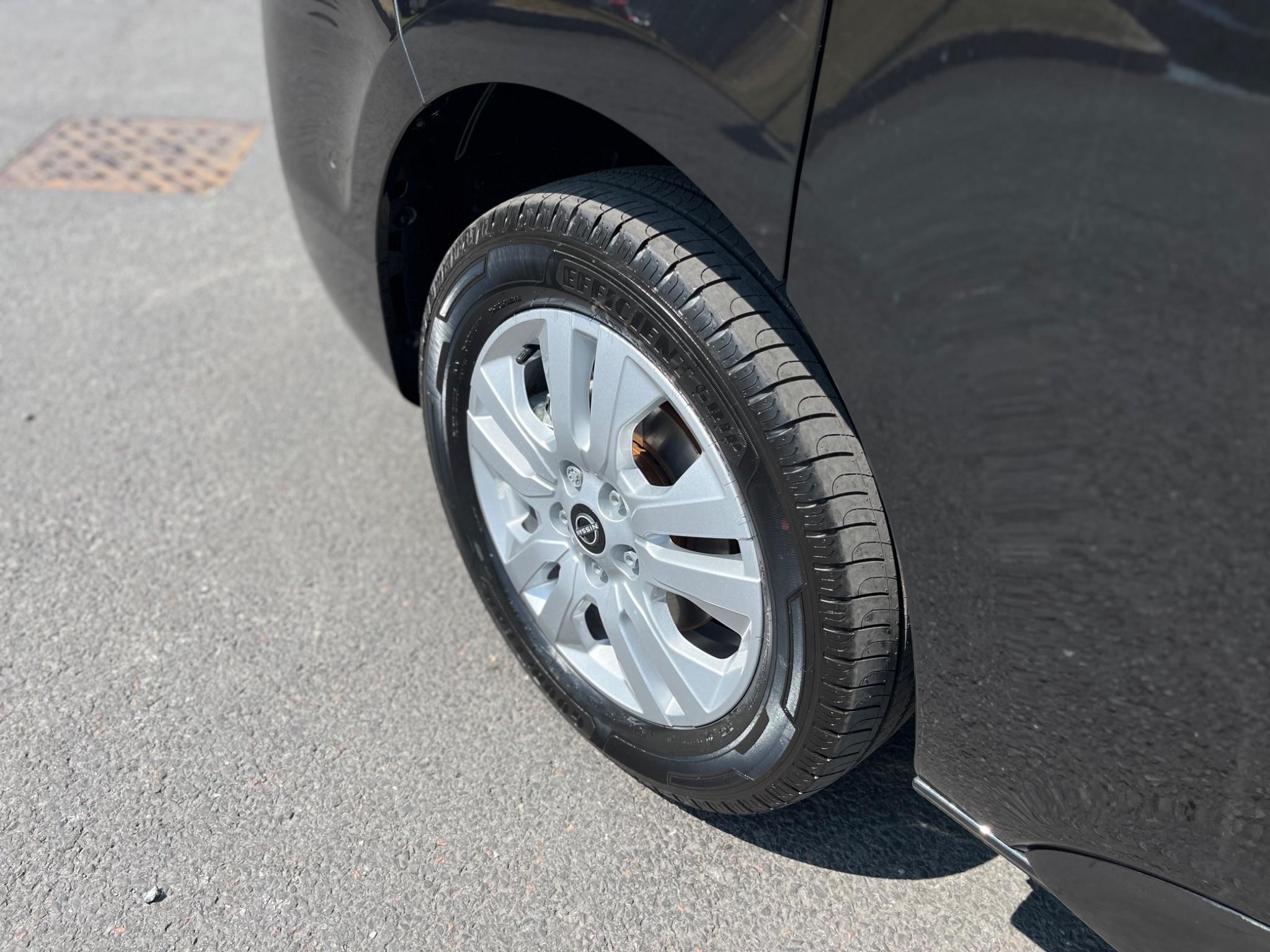 Nissan Primastar Image 18