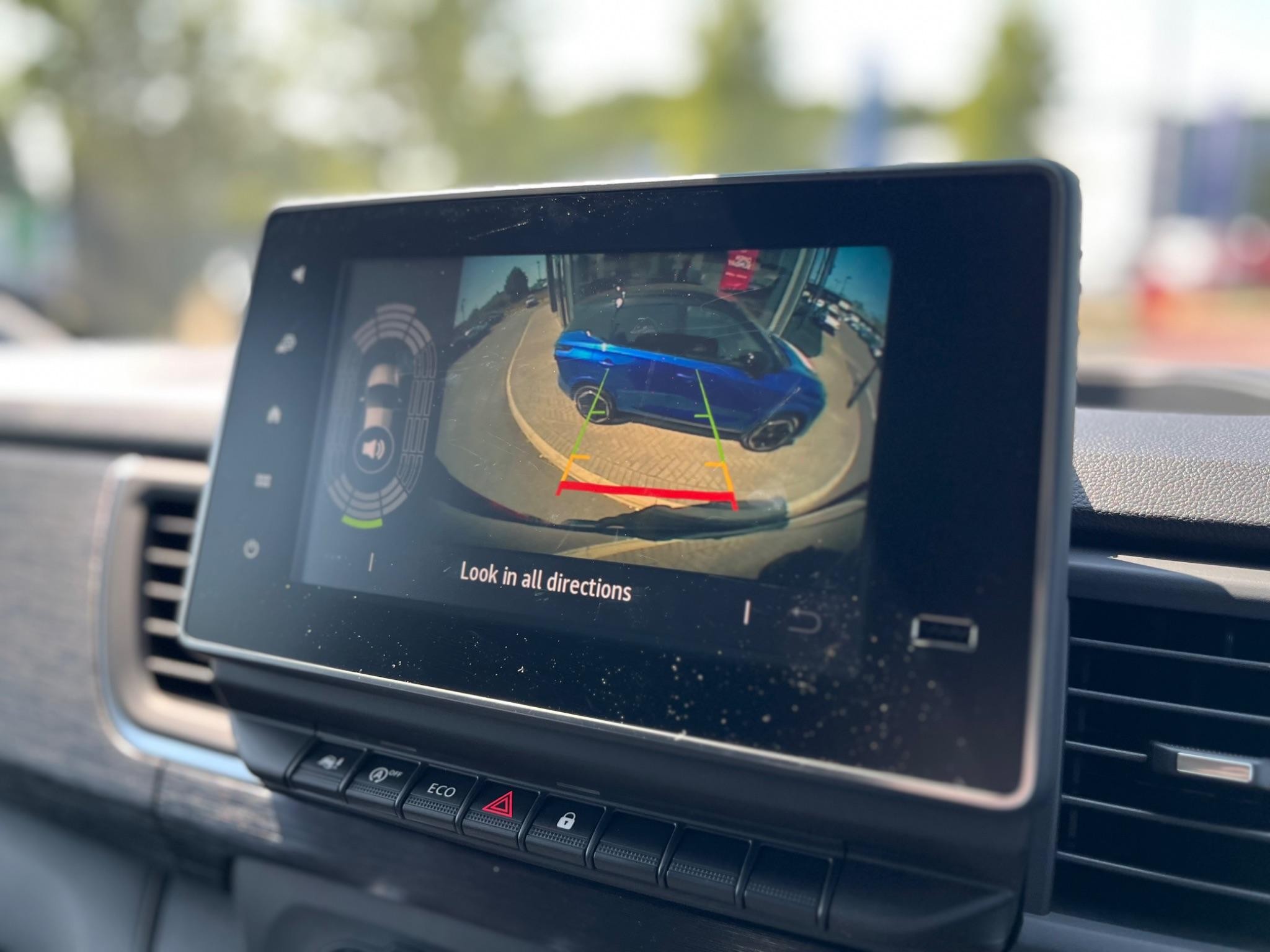 Nissan Primastar Image 33