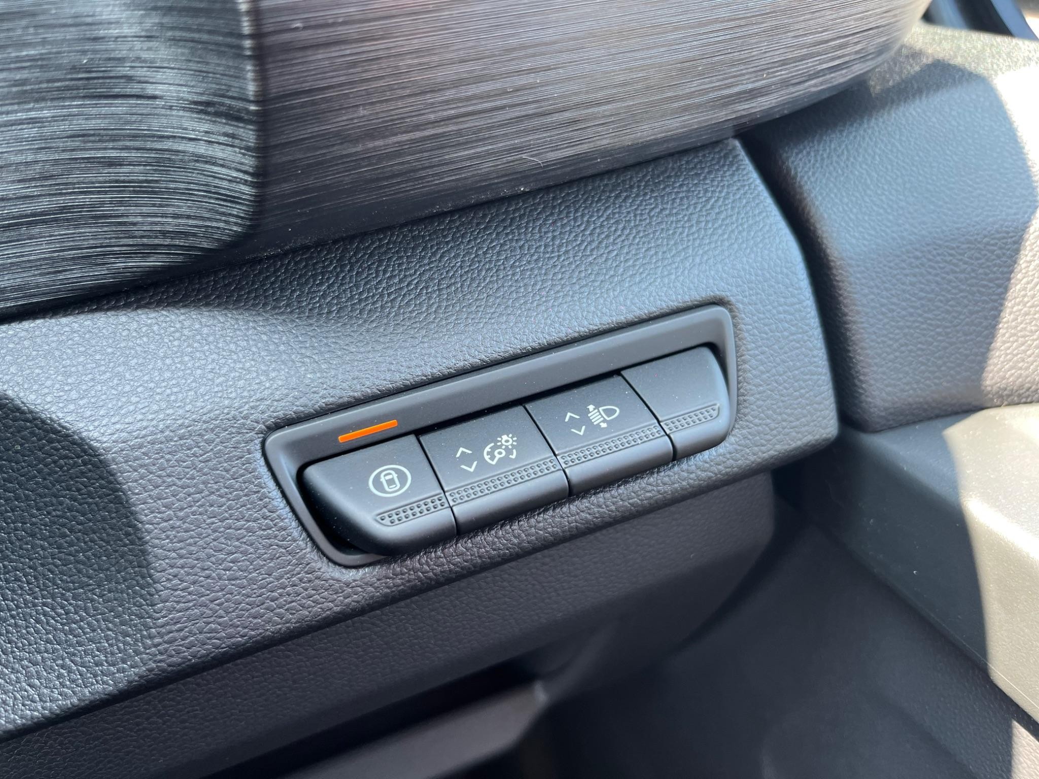Nissan Primastar Image 38