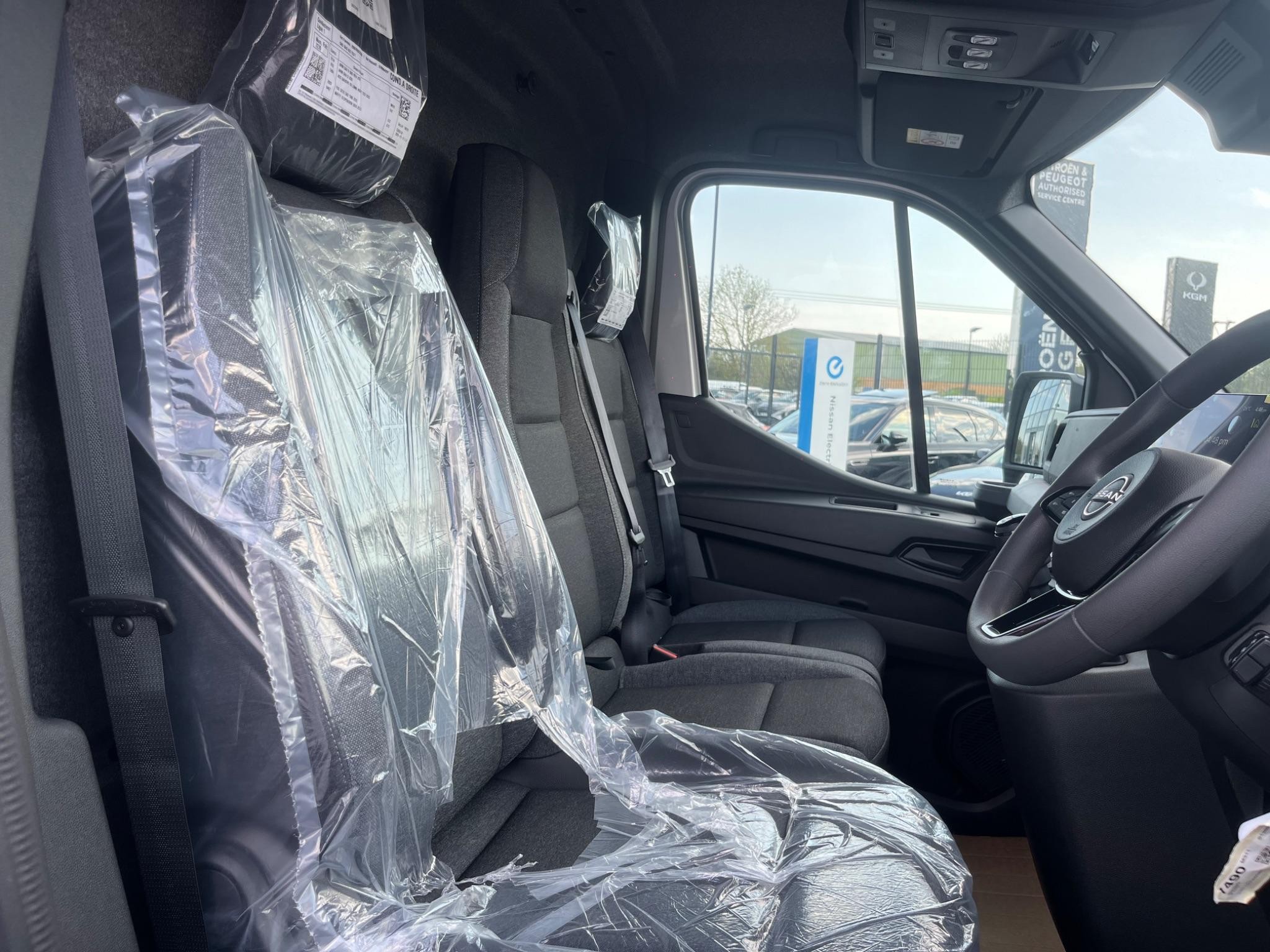 Nissan Interstar Image 21