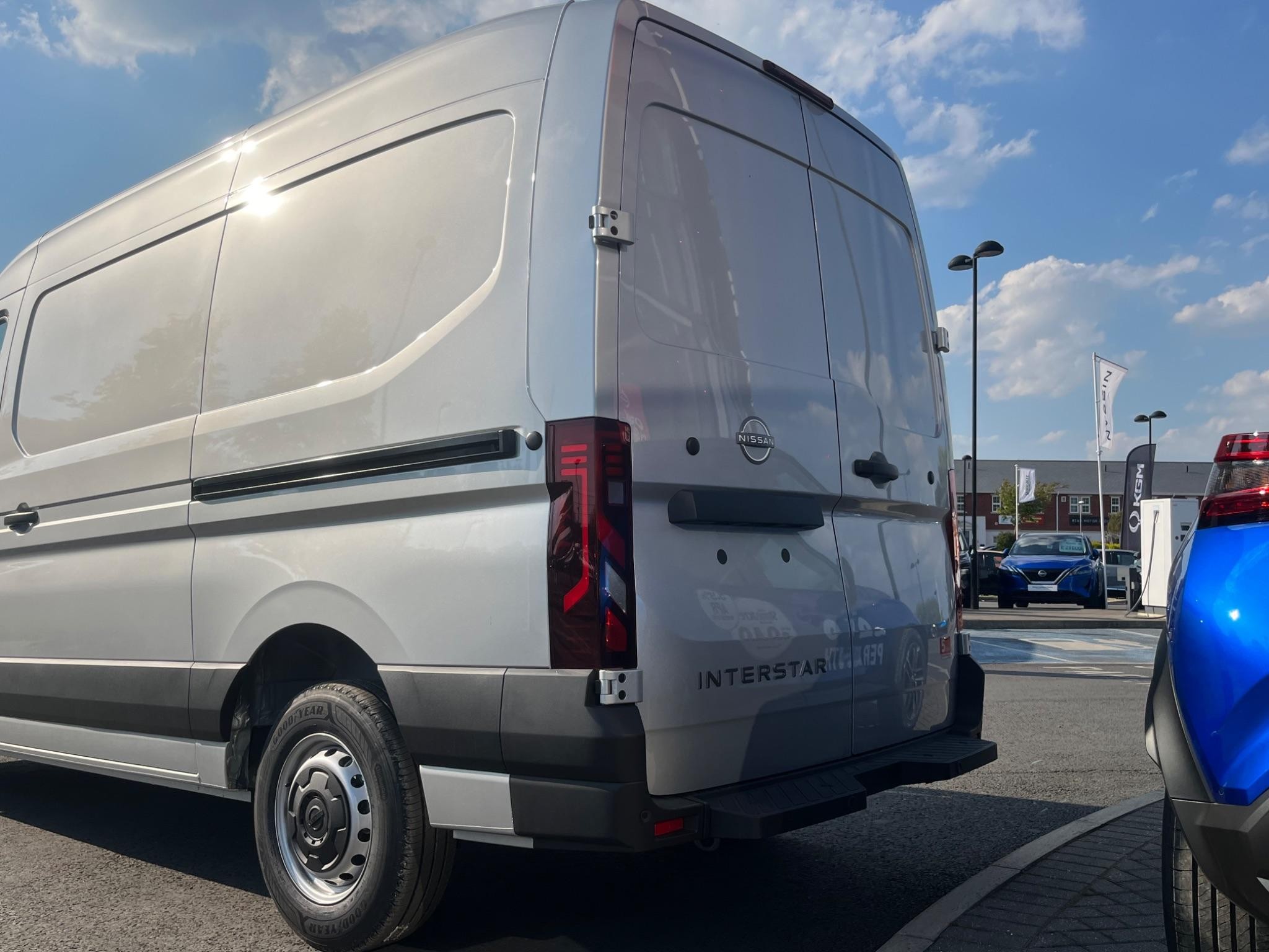 Nissan Interstar Image 13