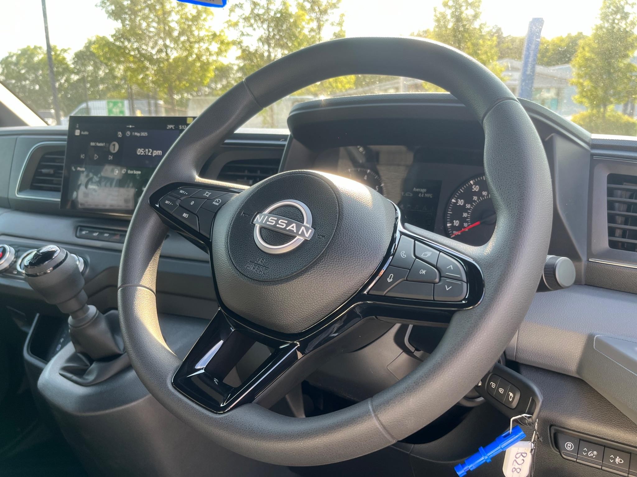 Nissan Interstar Image 20