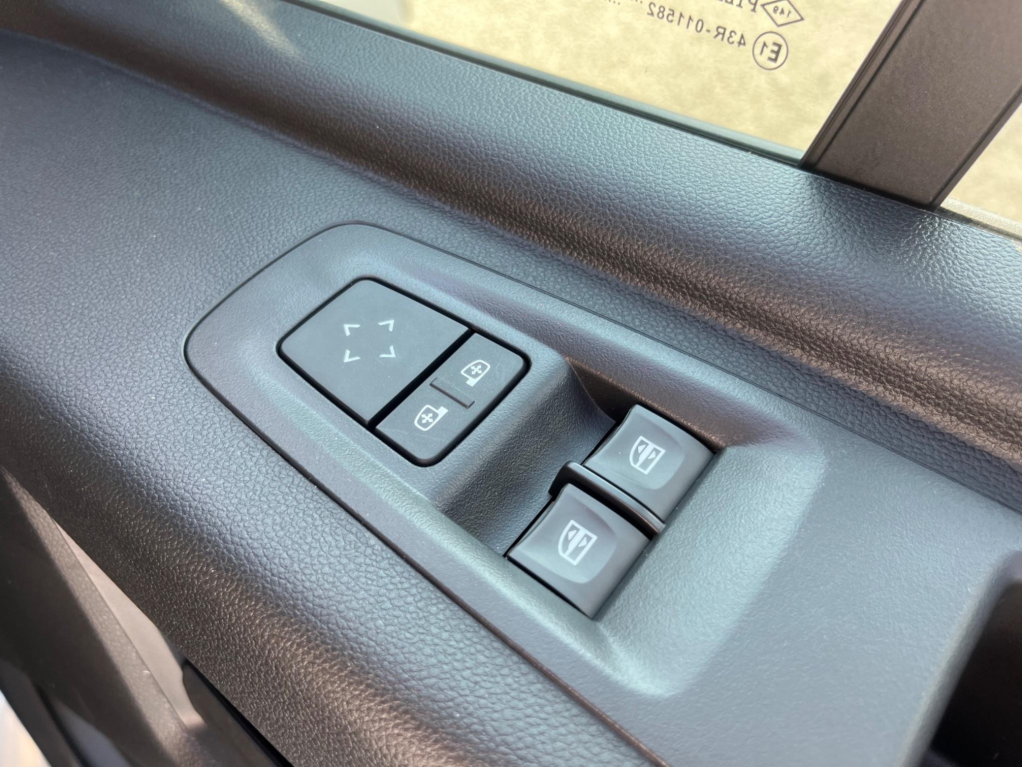 Nissan Interstar Image 33
