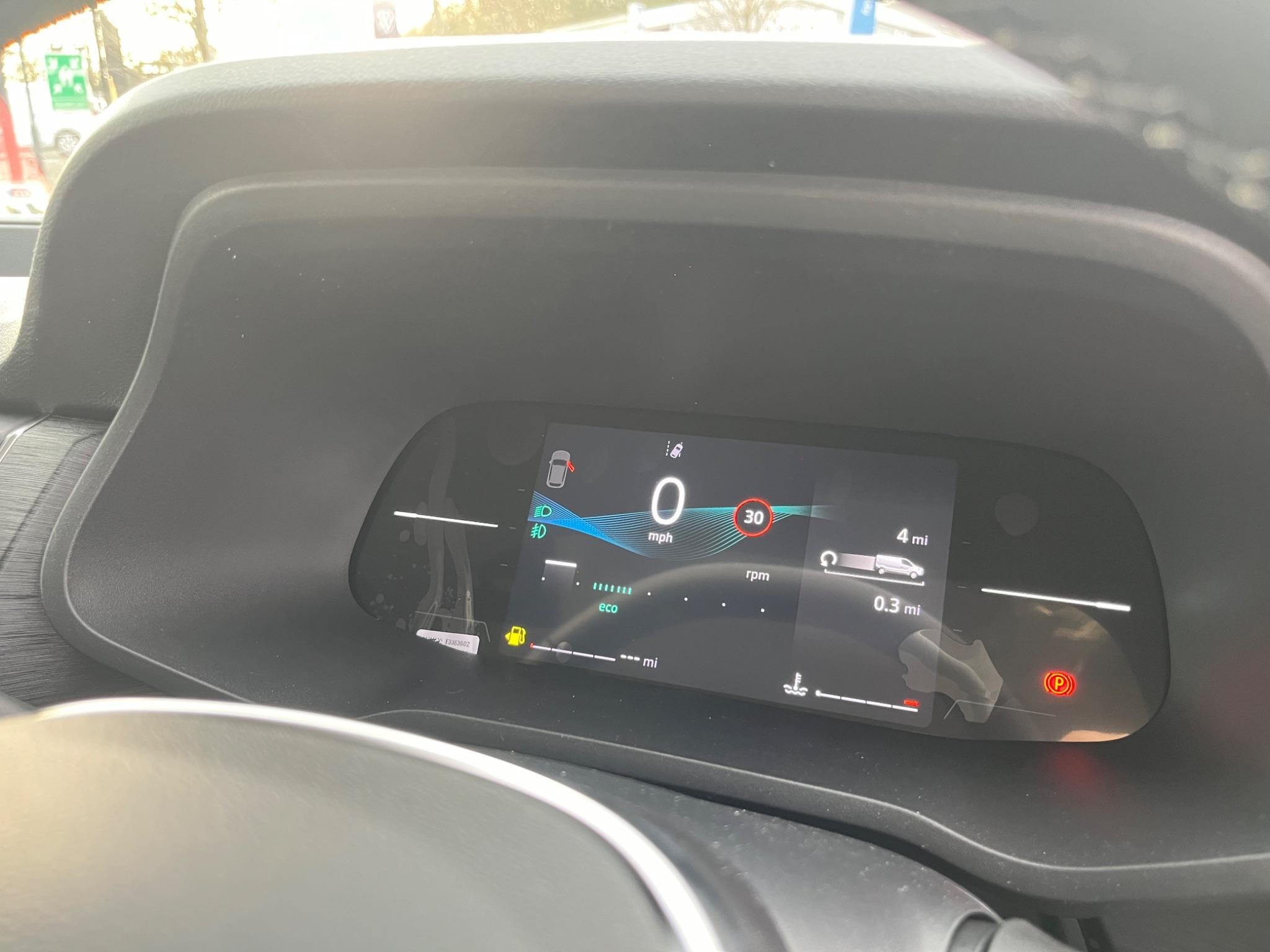 Nissan Primastar Image 24
