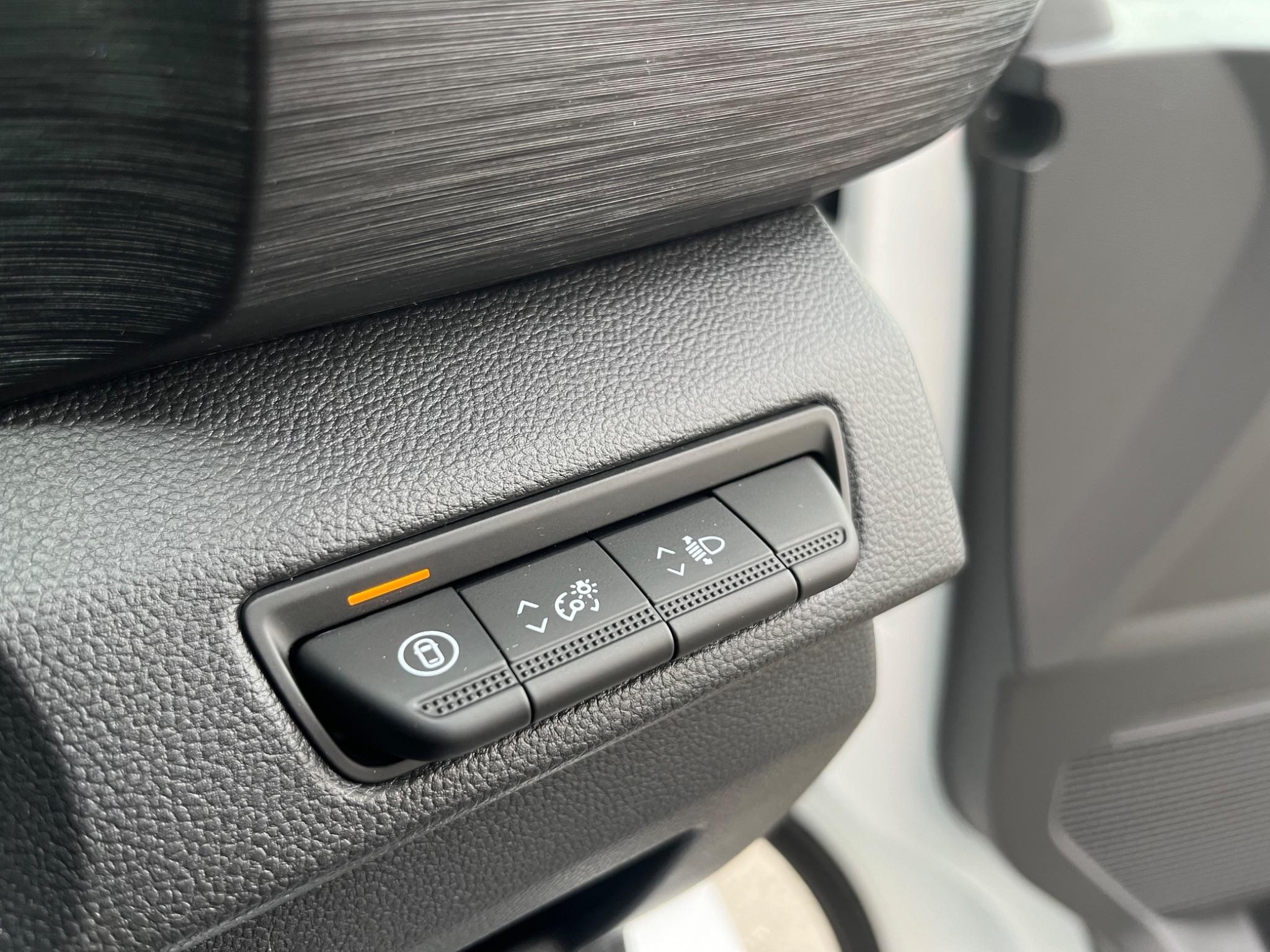 Nissan Primastar Image 37