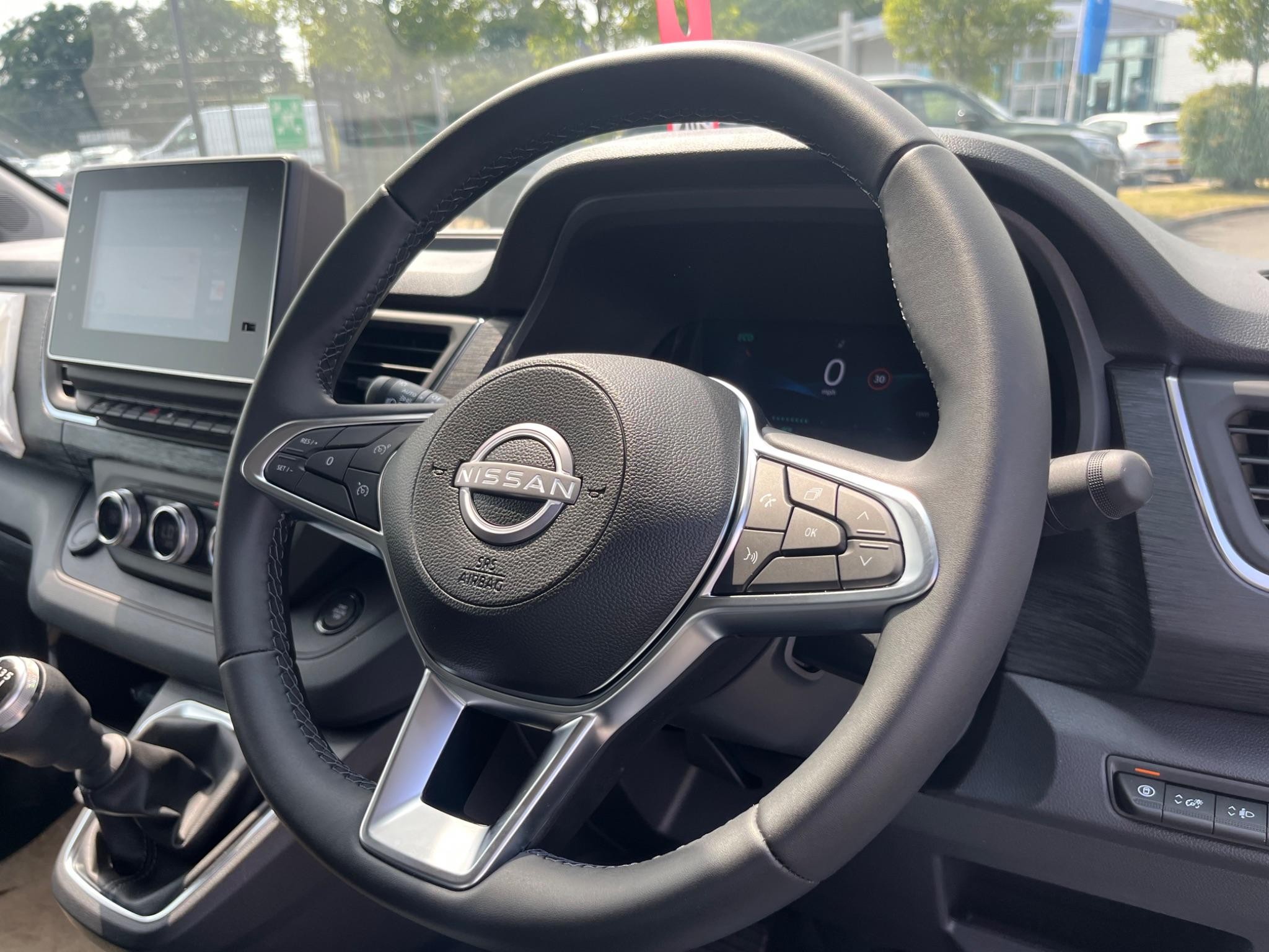 Nissan Primastar Image 25
