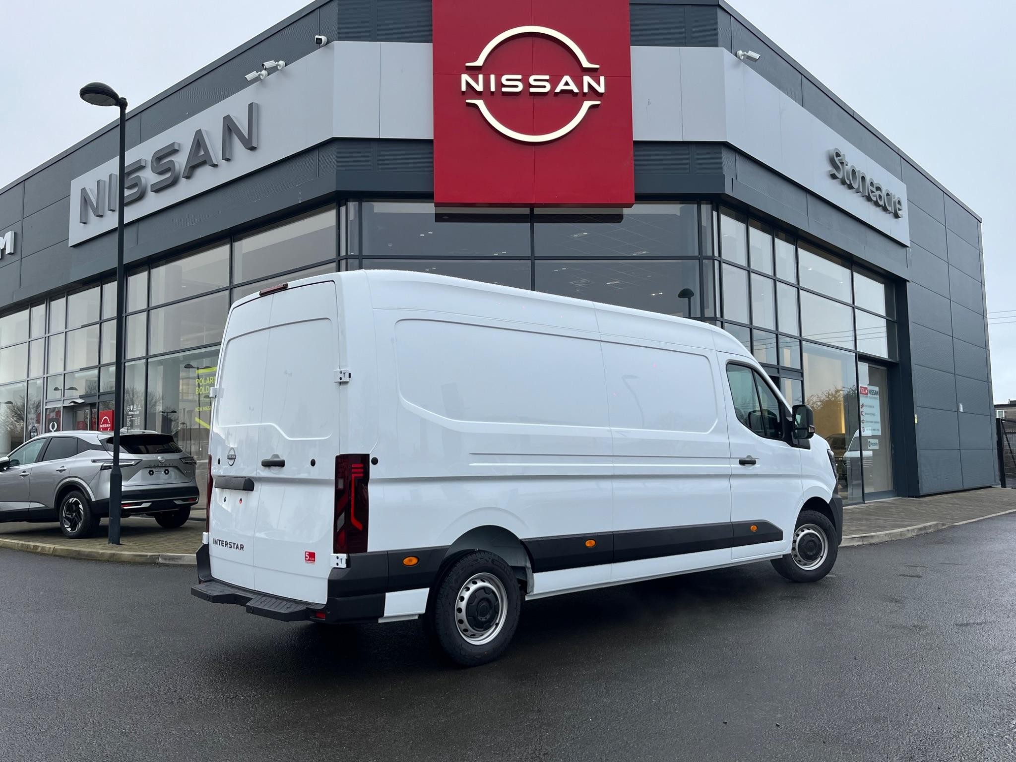 Nissan Interstar Image 3