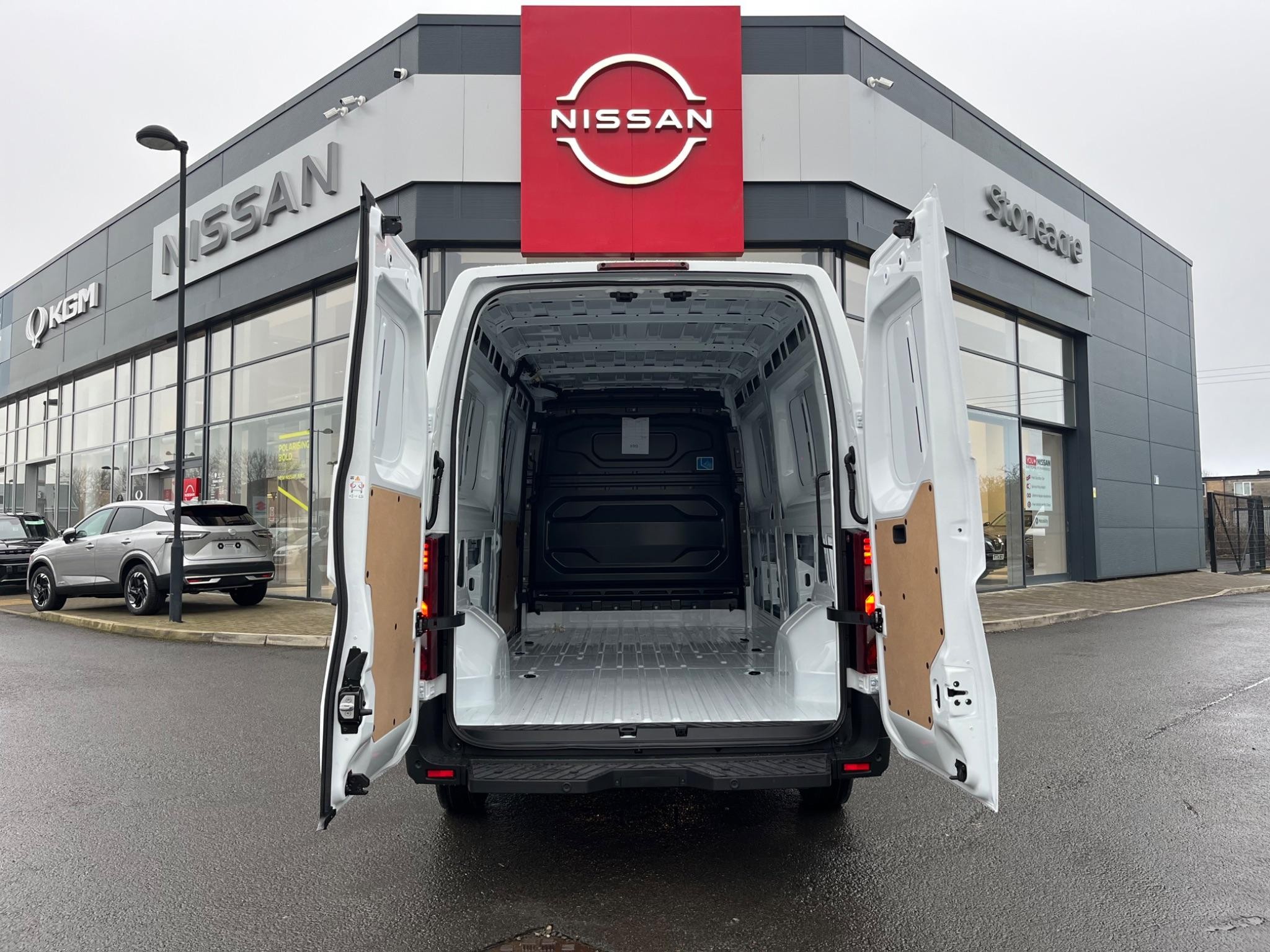 Nissan Interstar Image 5