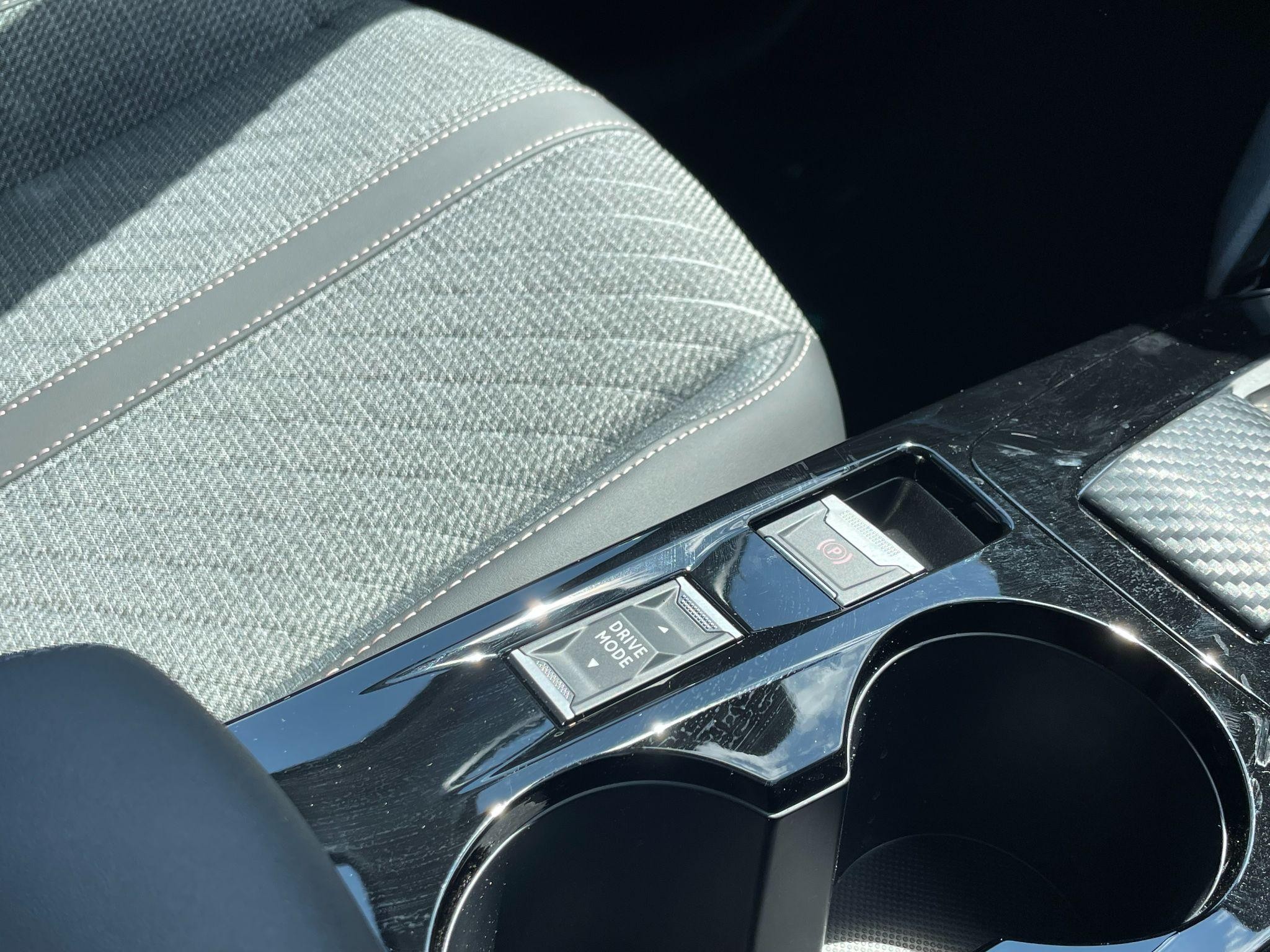 Peugeot 208 Image 26