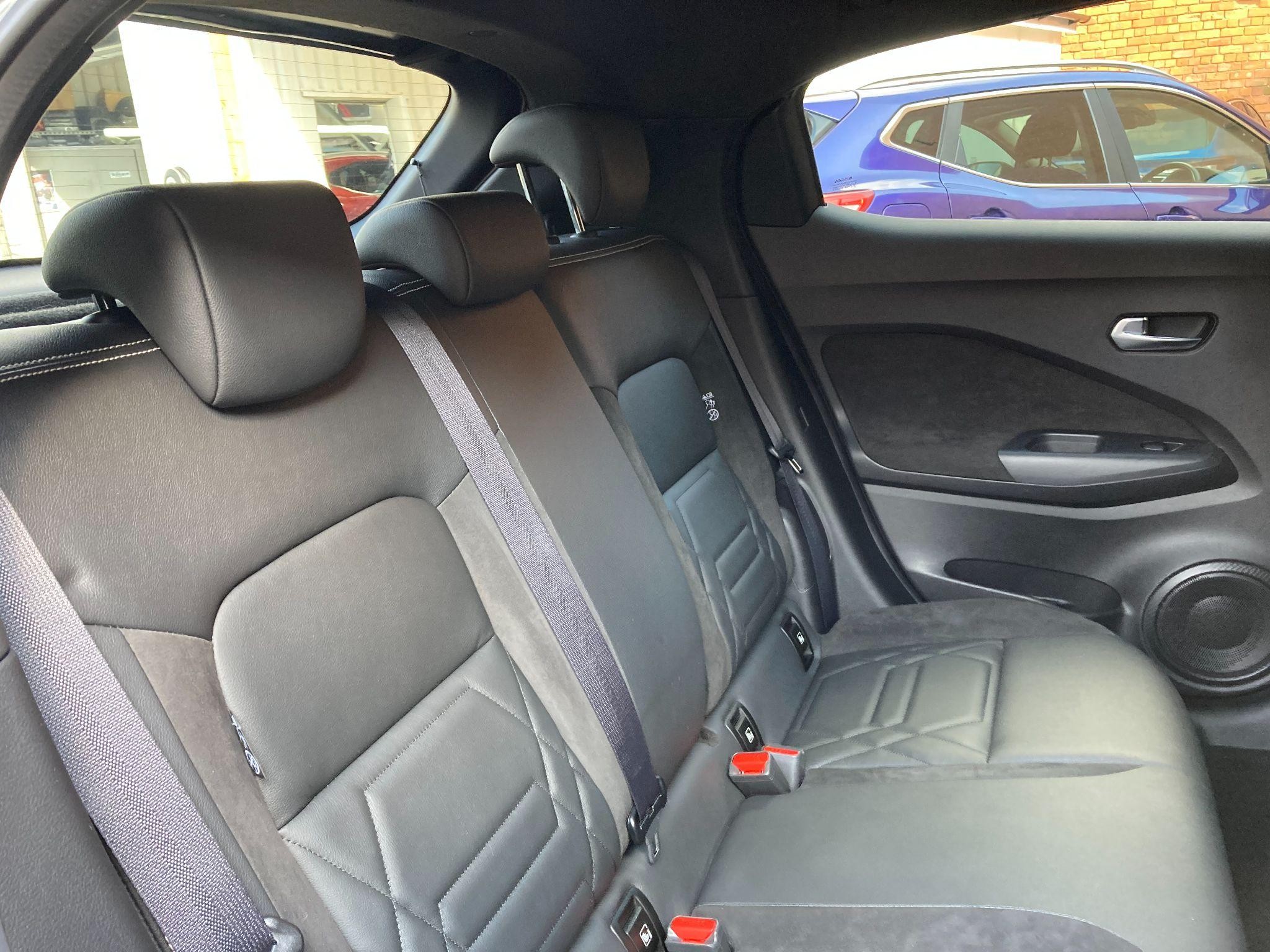 Nissan Juke Image 38