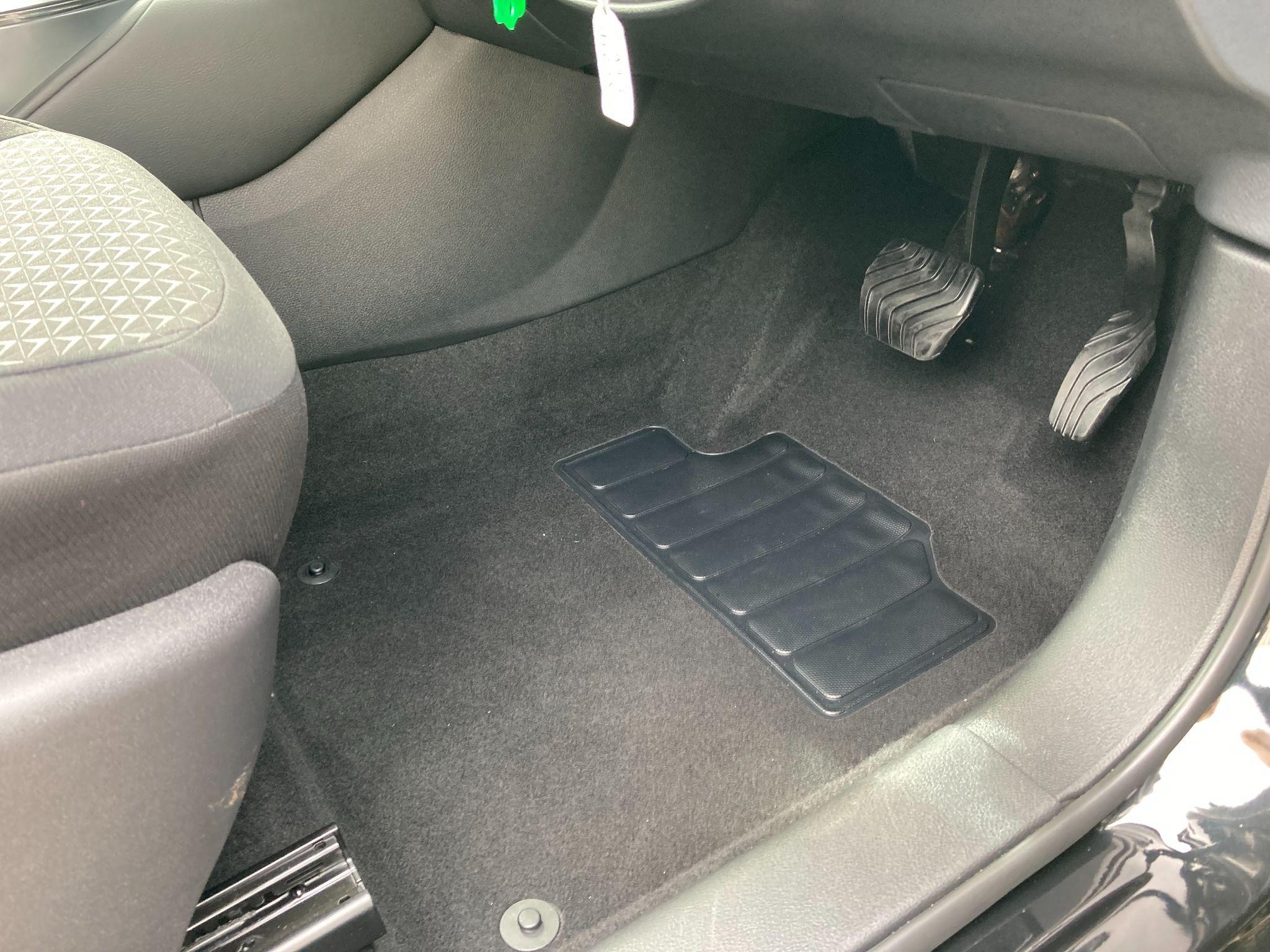 Nissan Juke Image 39