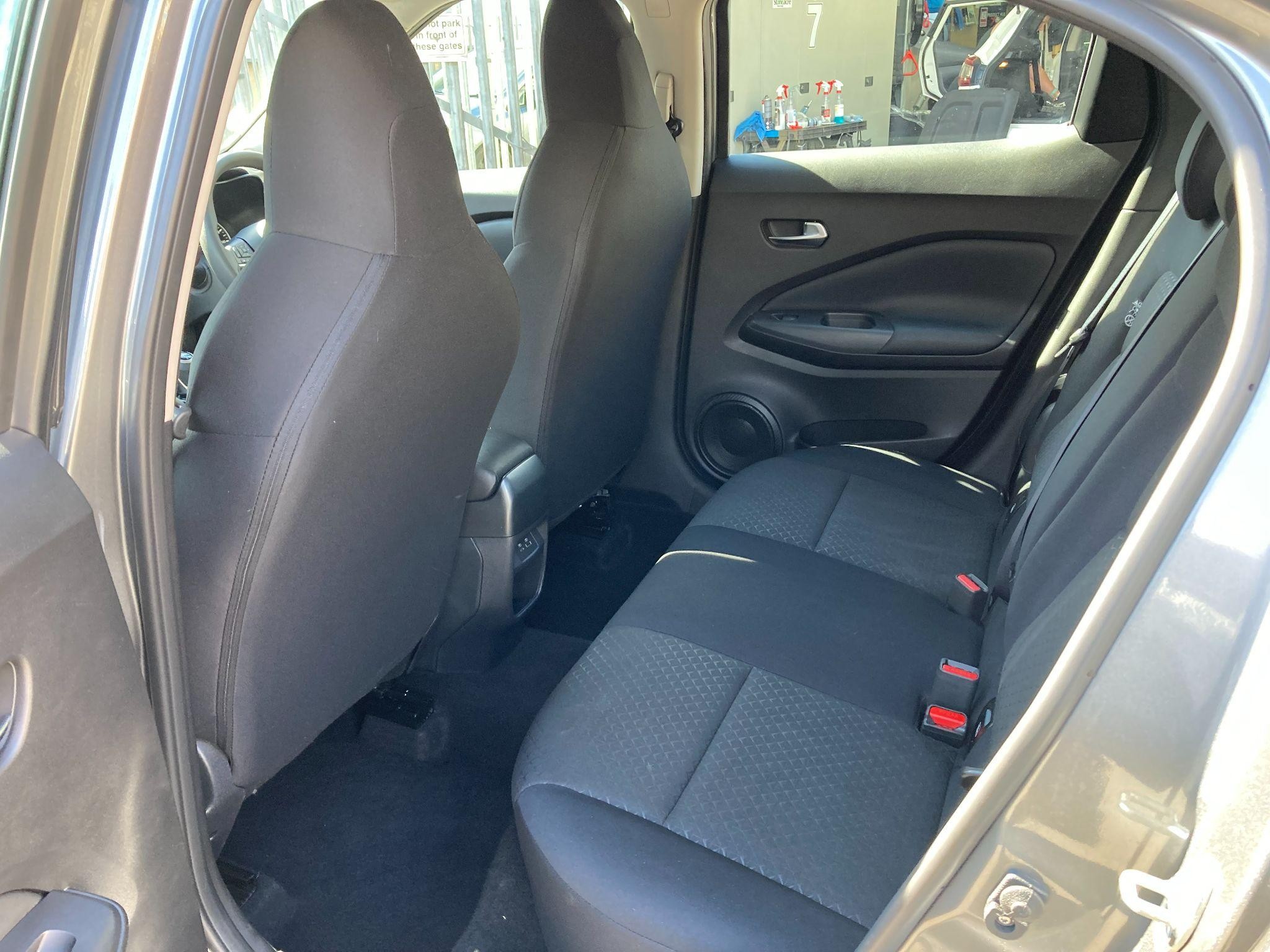 Nissan Juke Image 11