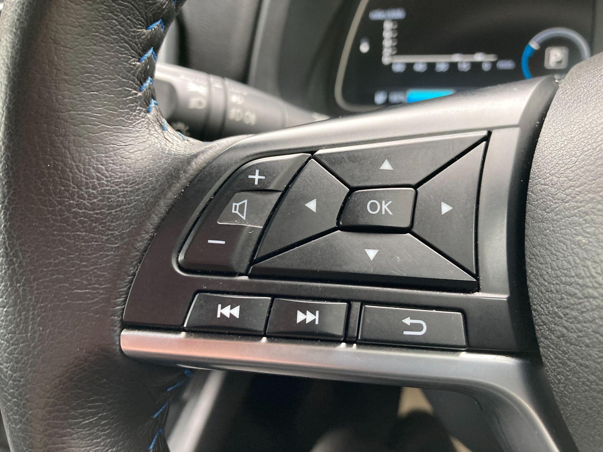 Nissan LEAF Image 42