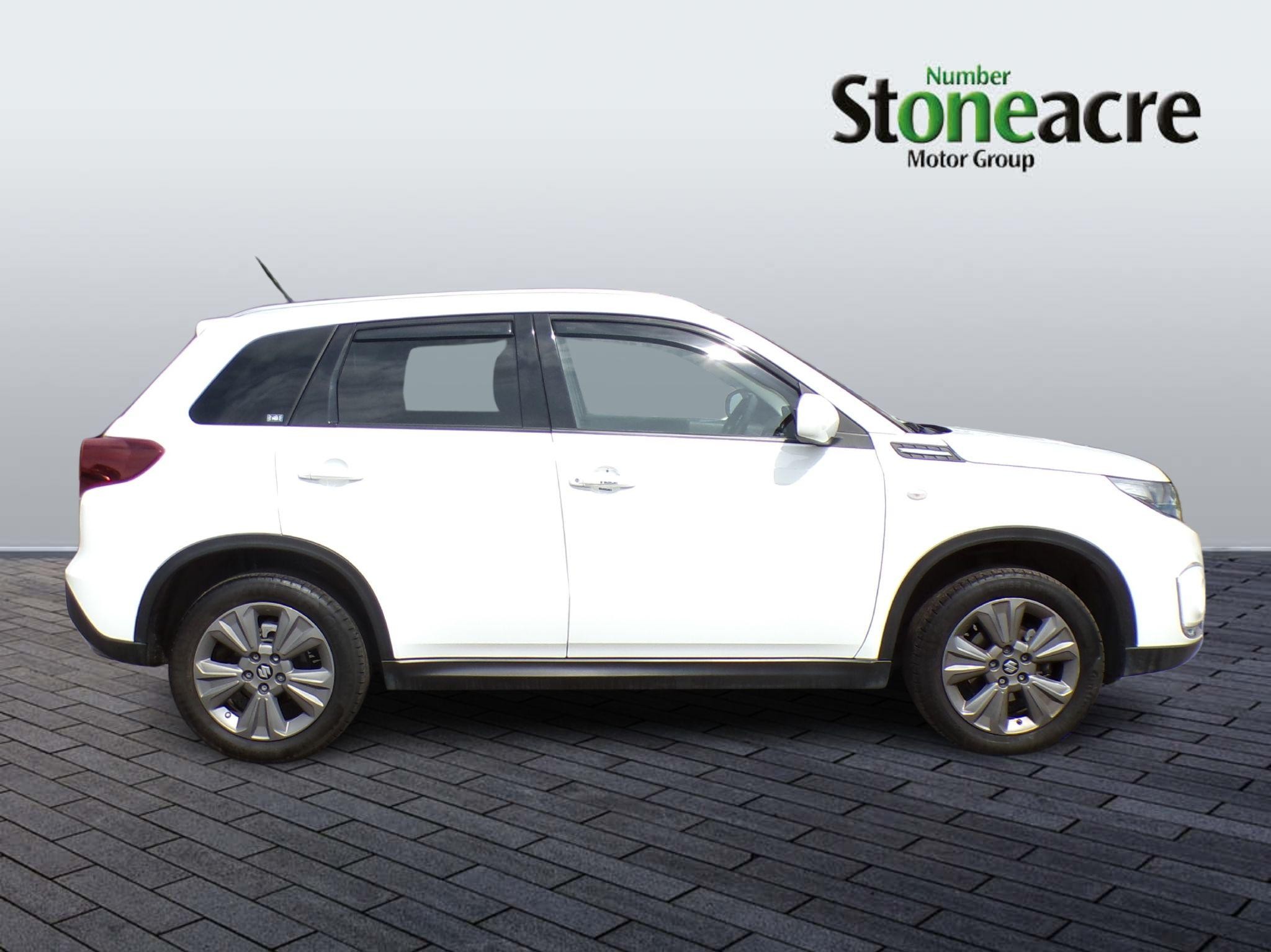 Suzuki Vitara Image 7