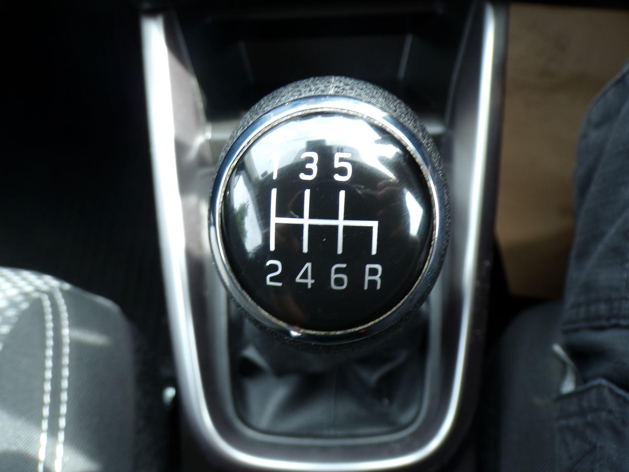 Suzuki Vitara Image 11