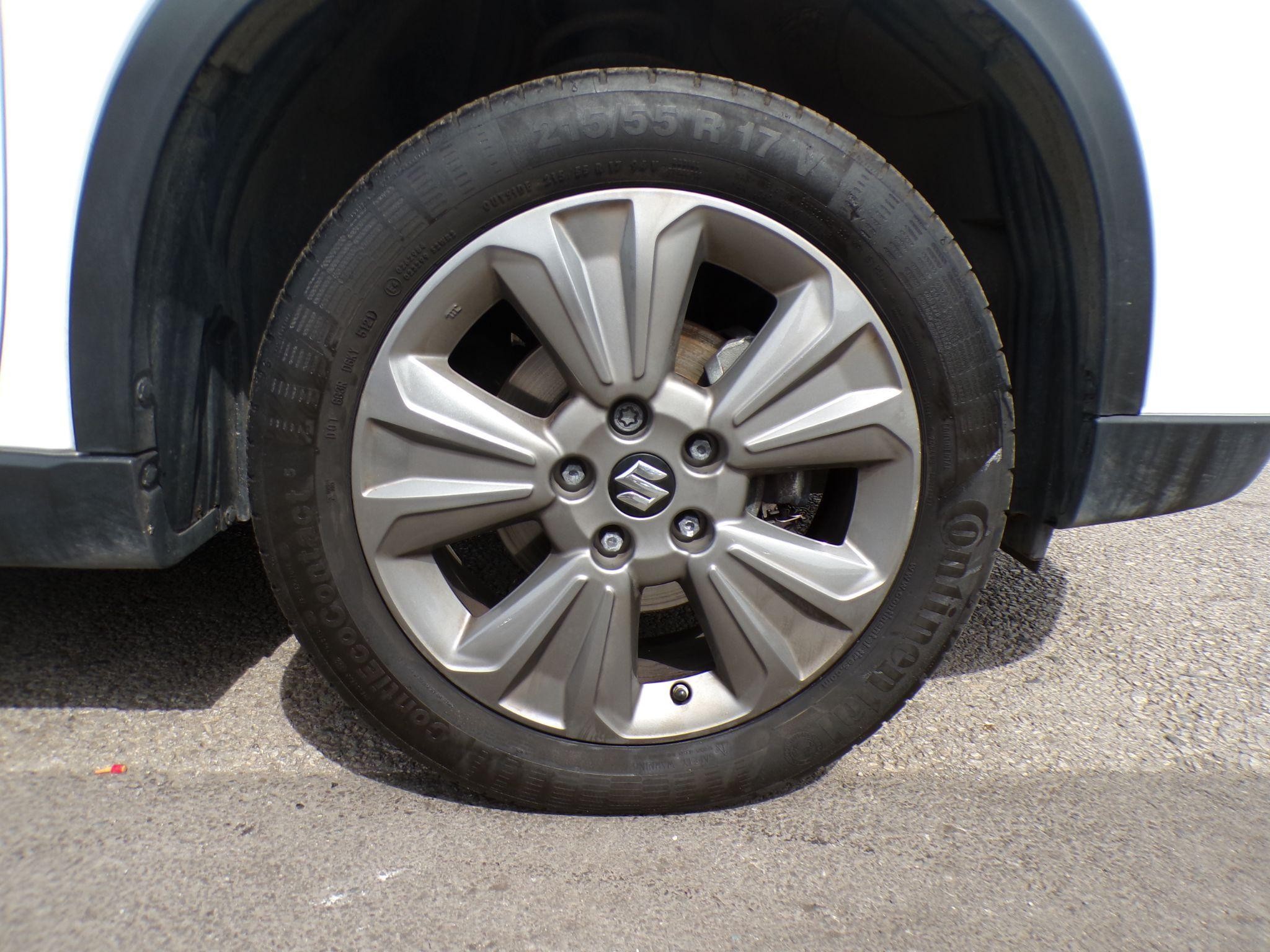 Suzuki Vitara Image 23