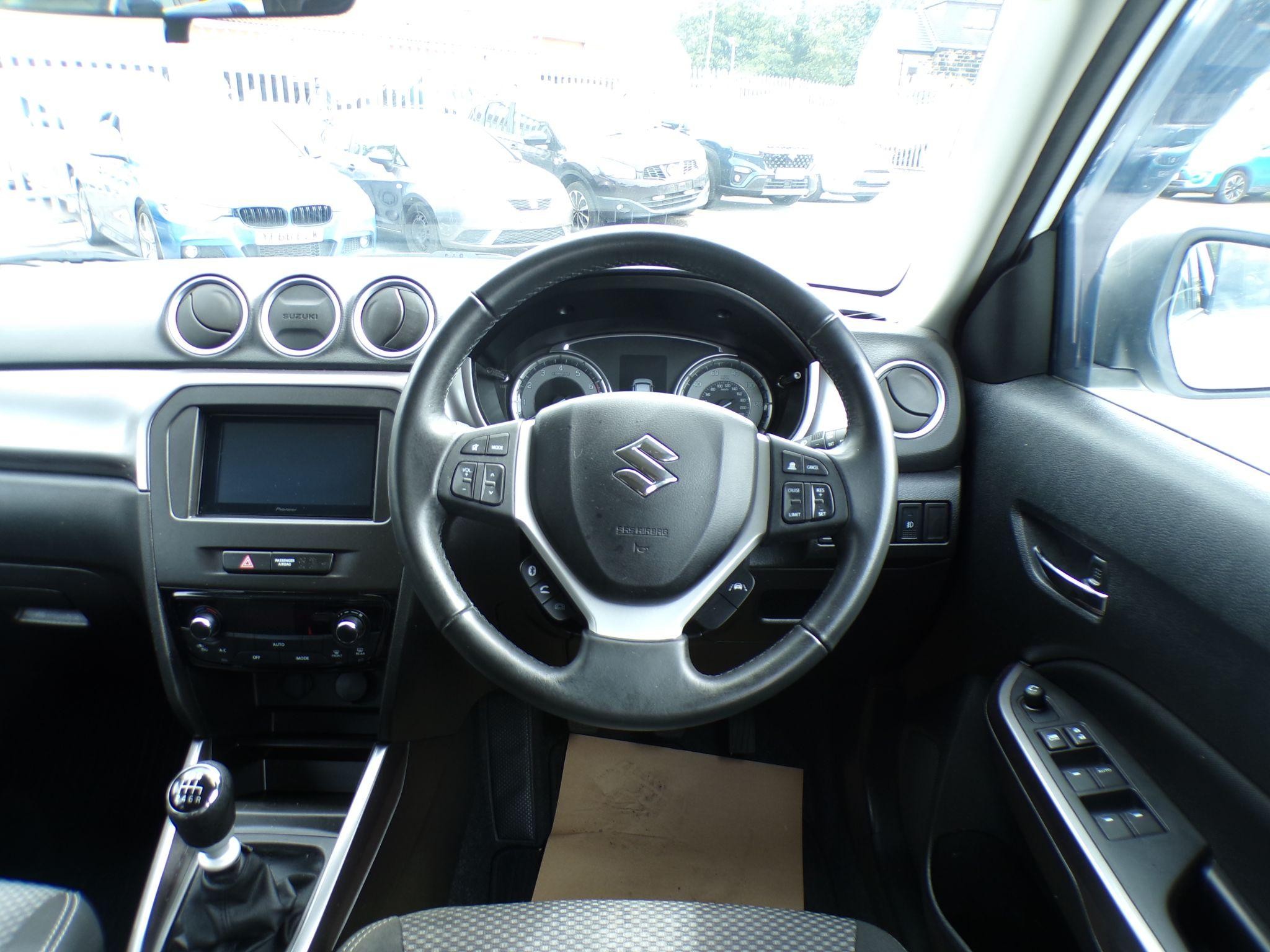 Suzuki Vitara Image 29