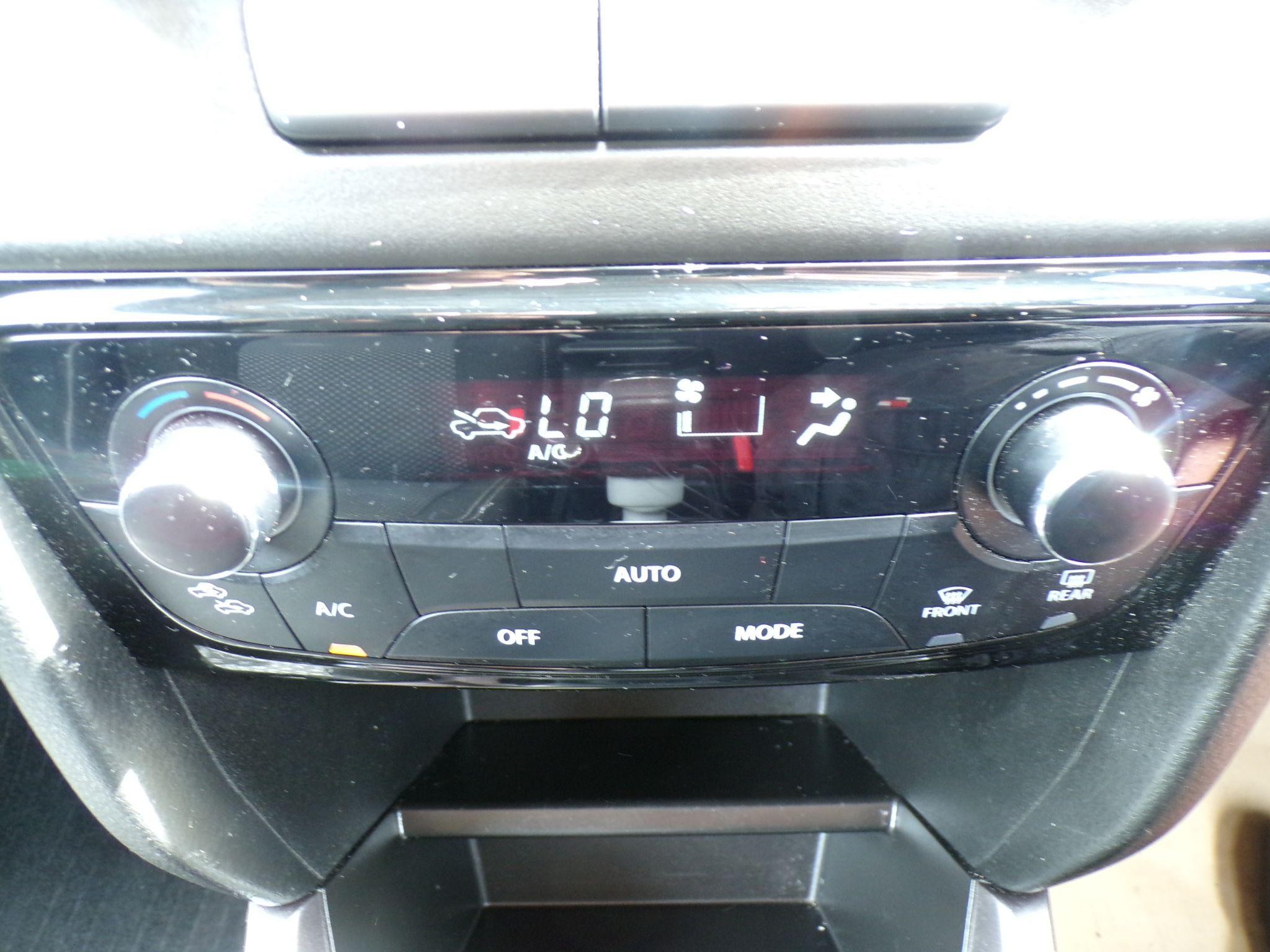 Suzuki Vitara Image 30
