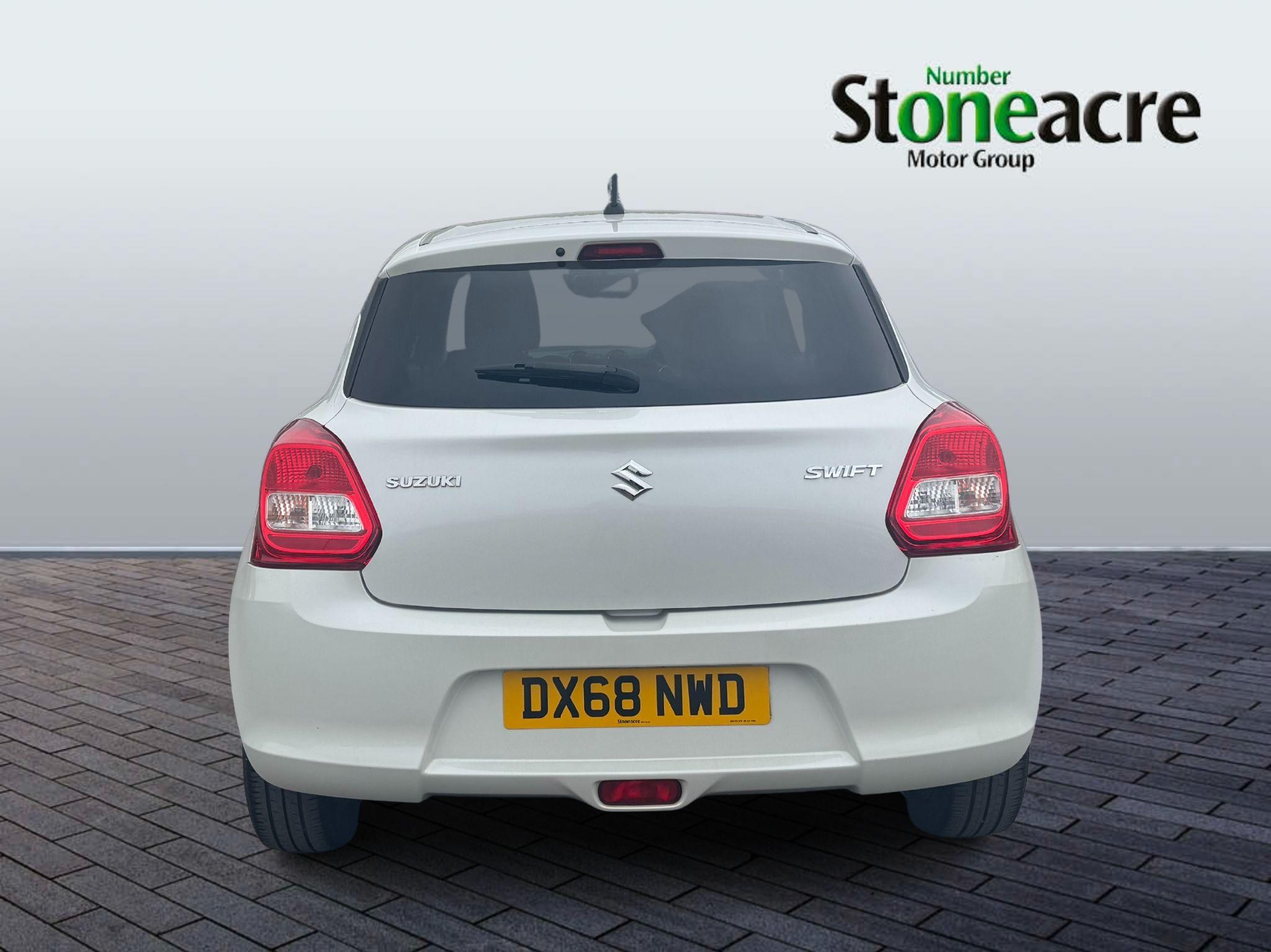 Suzuki Swift Image 4