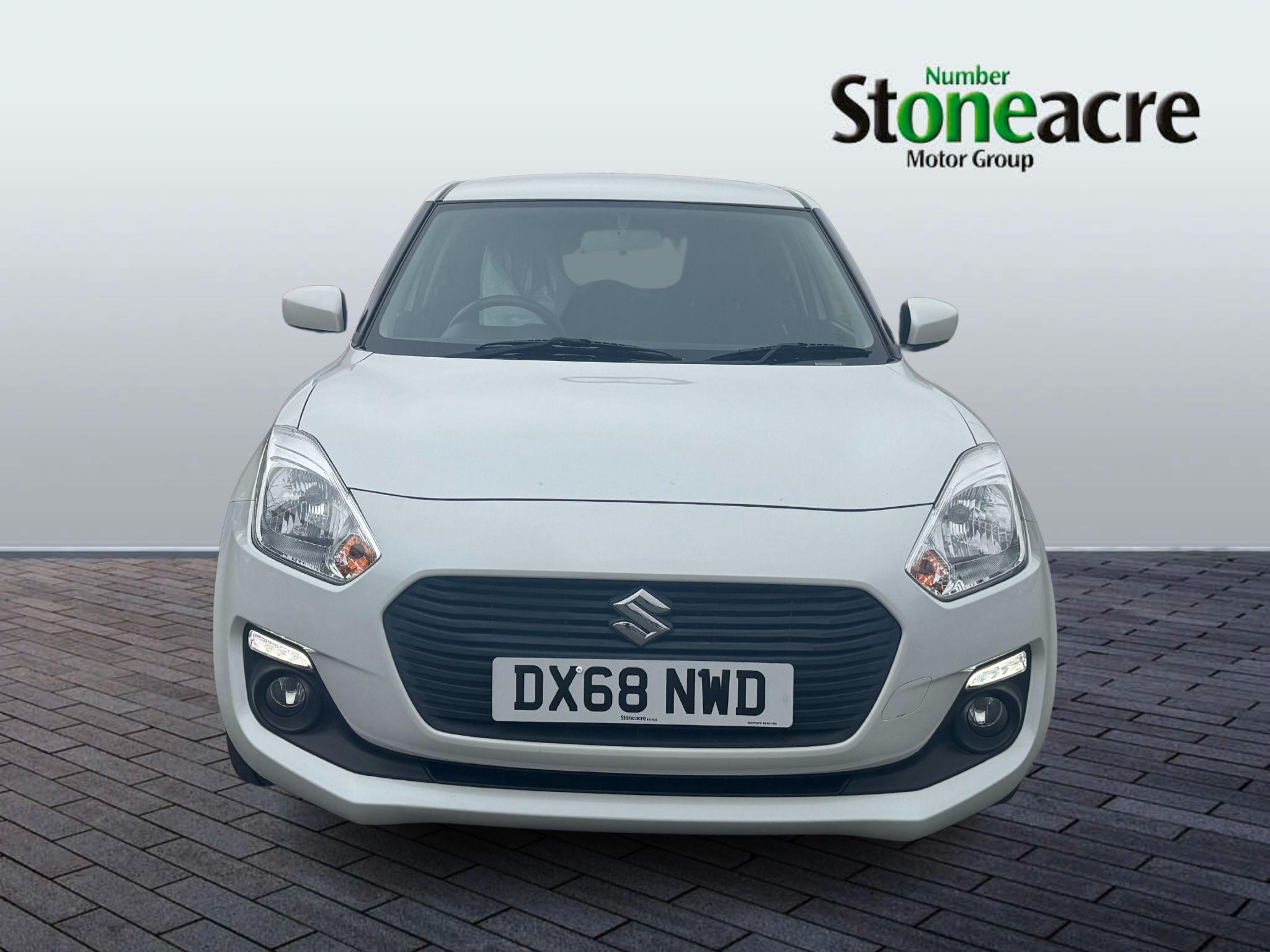 Suzuki Swift Image 8