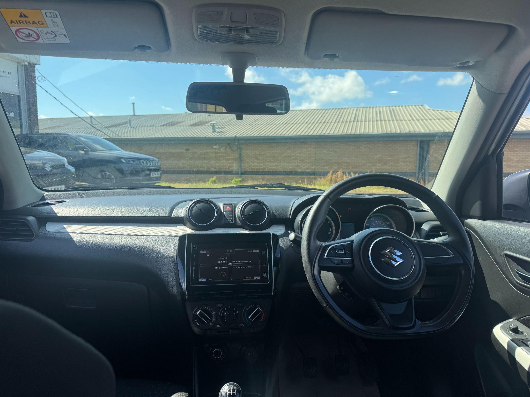 Suzuki Swift Image 15