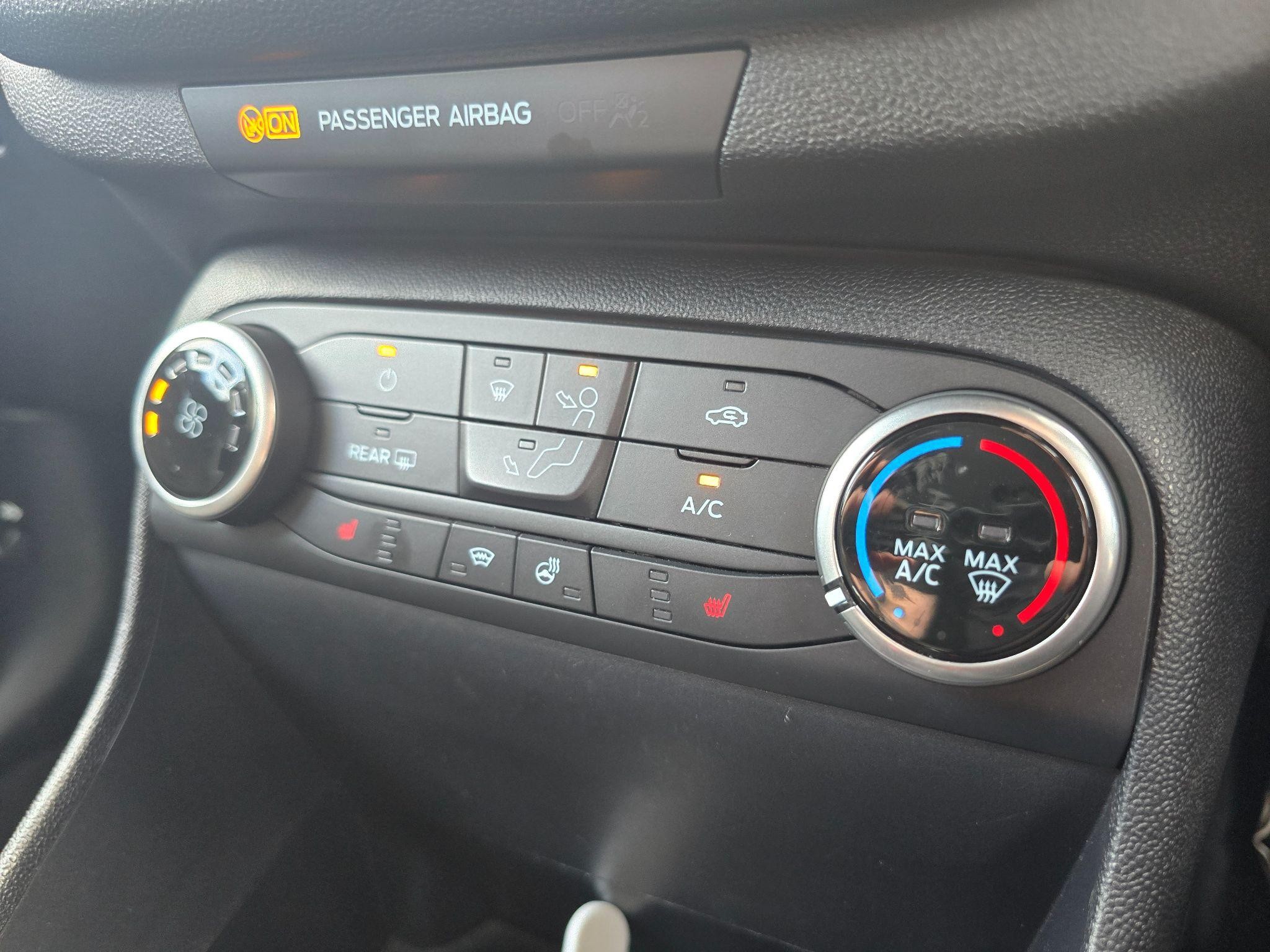 Ford Fiesta Image 11
