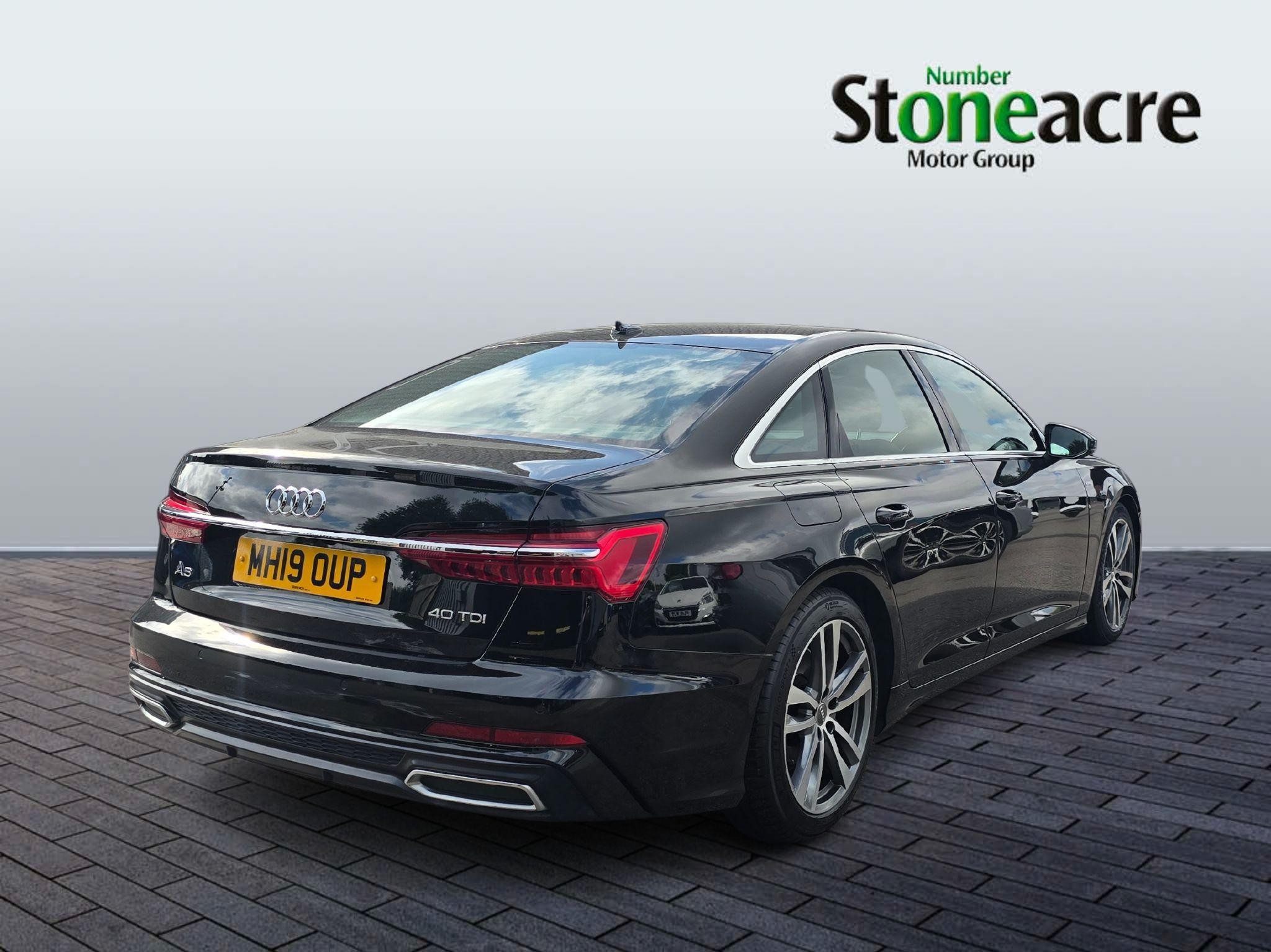 Audi A6 Saloon Image 3