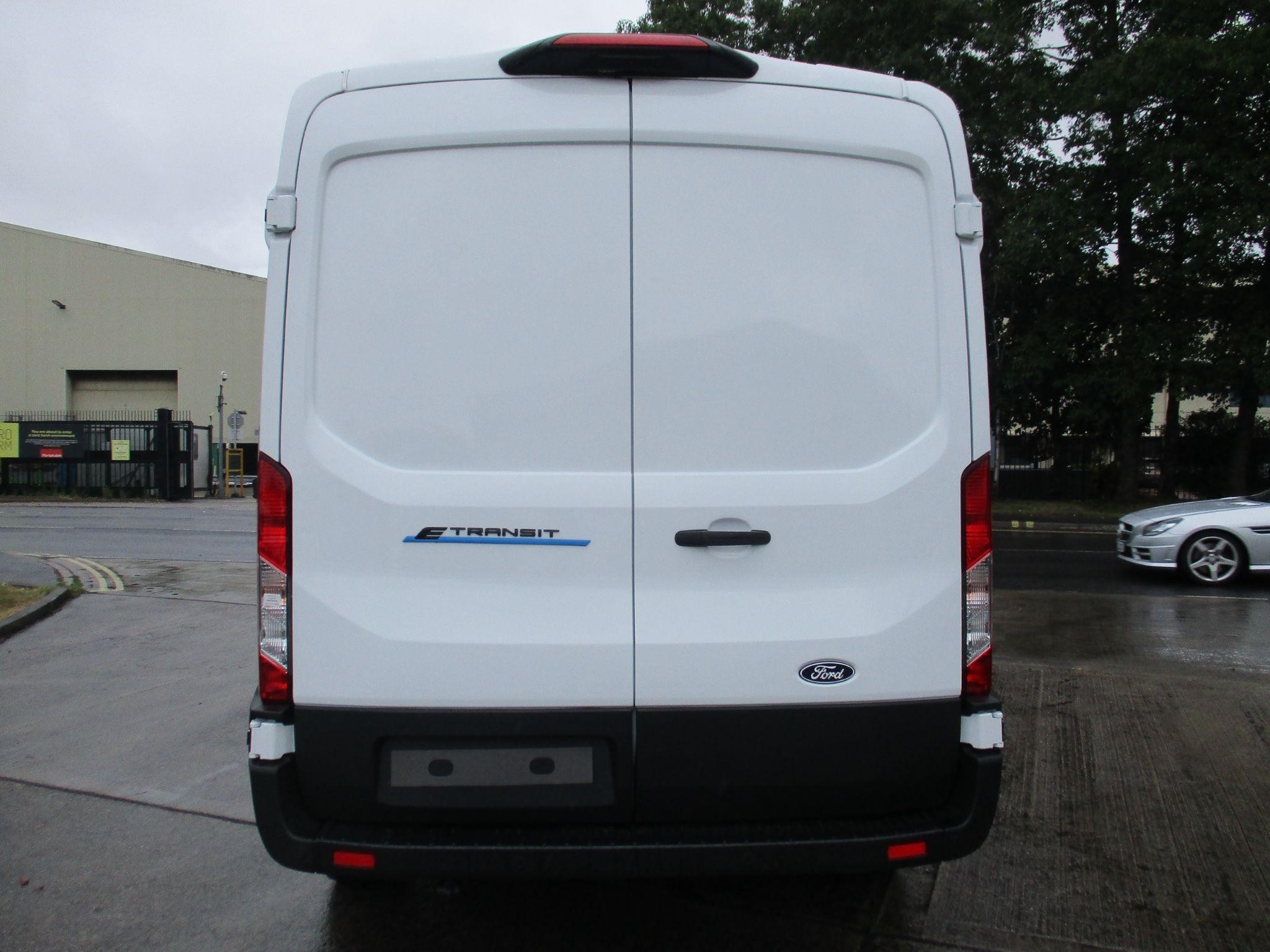 Ford E-Transit Image 4