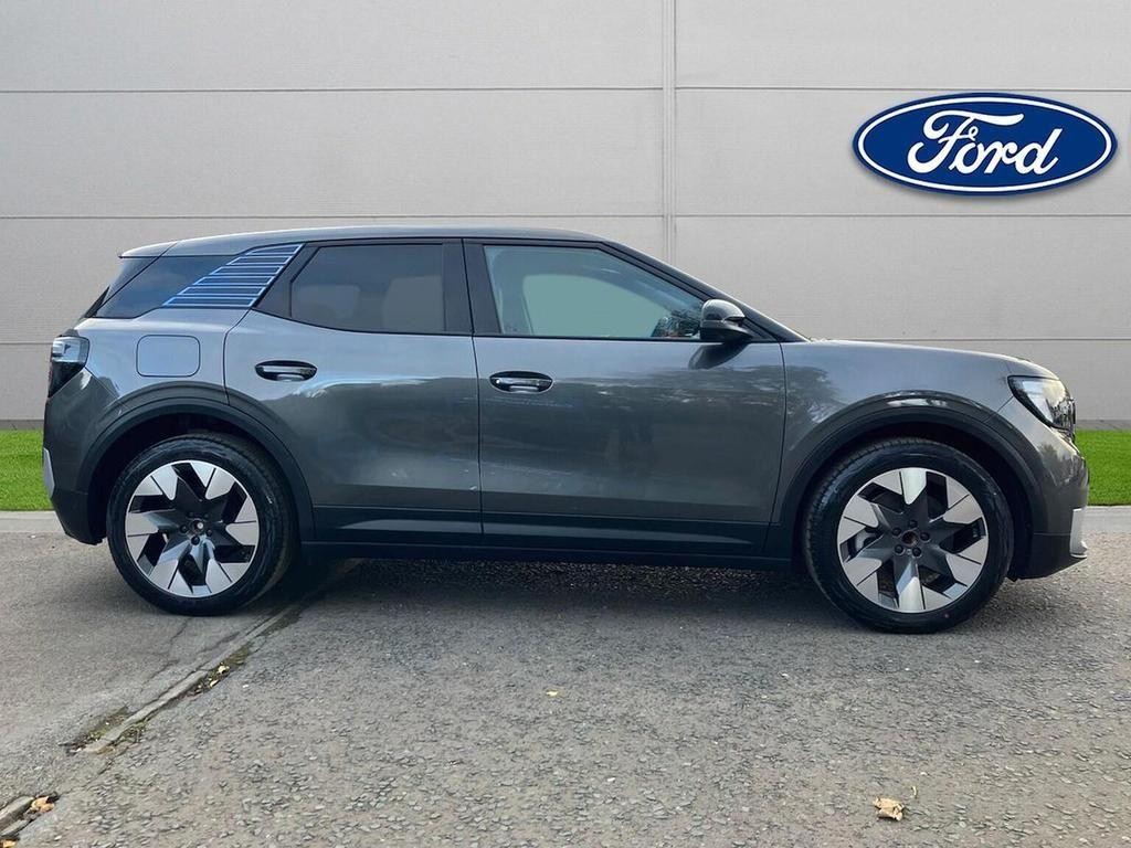 Ford Explorer Image 2