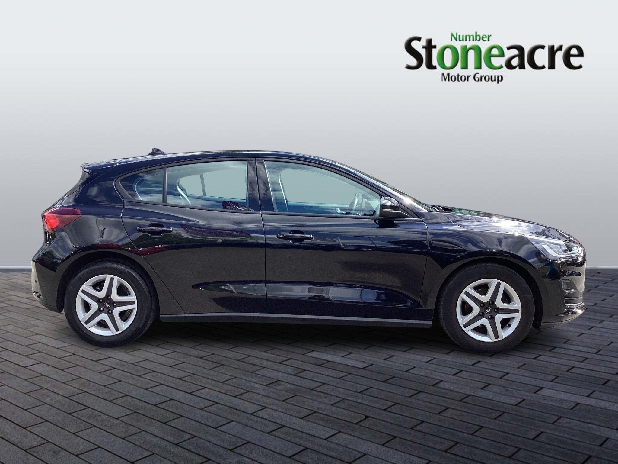 Ford Focus Image 2