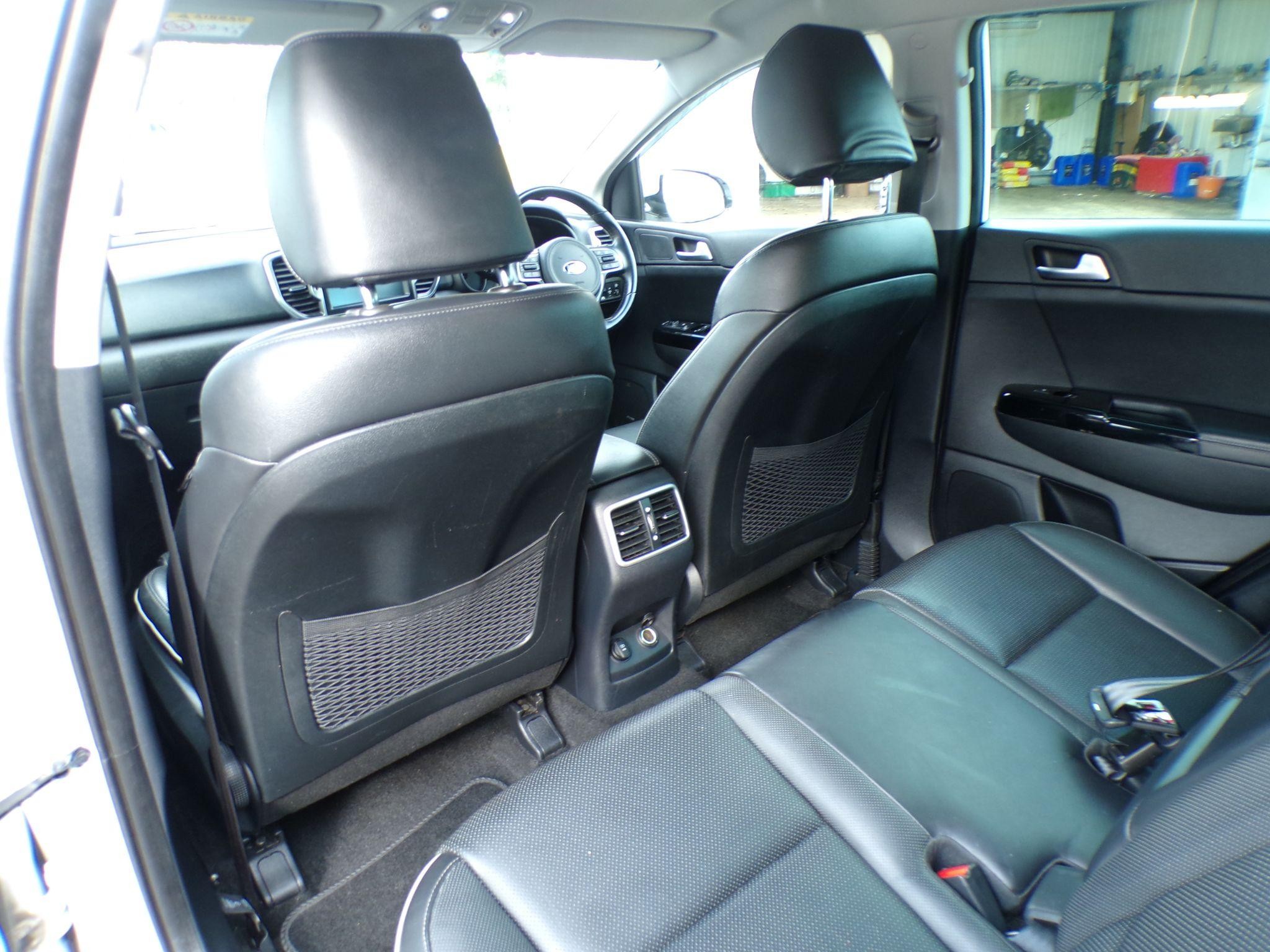 Kia Sportage Image 11