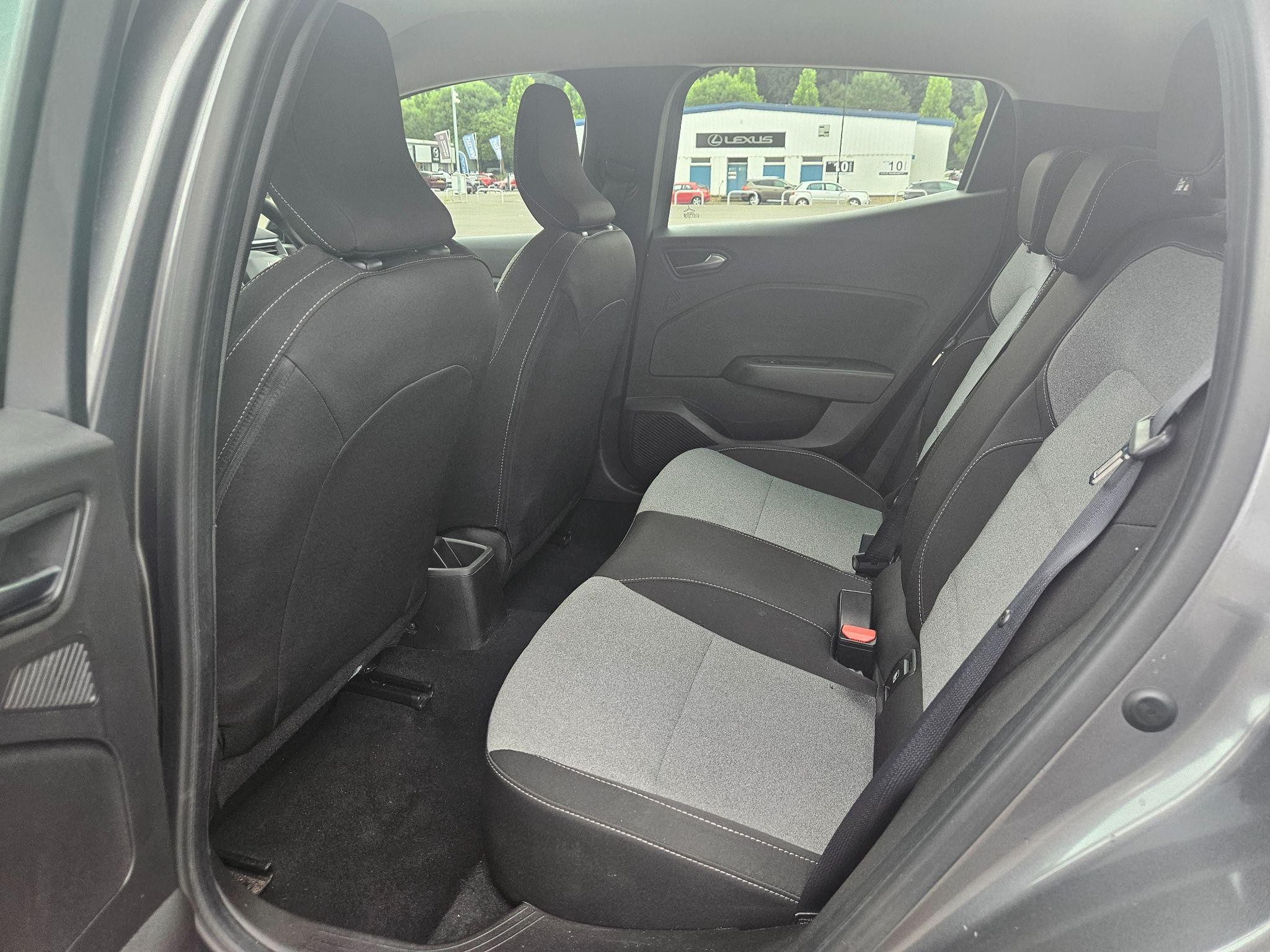 Renault Clio Image 13