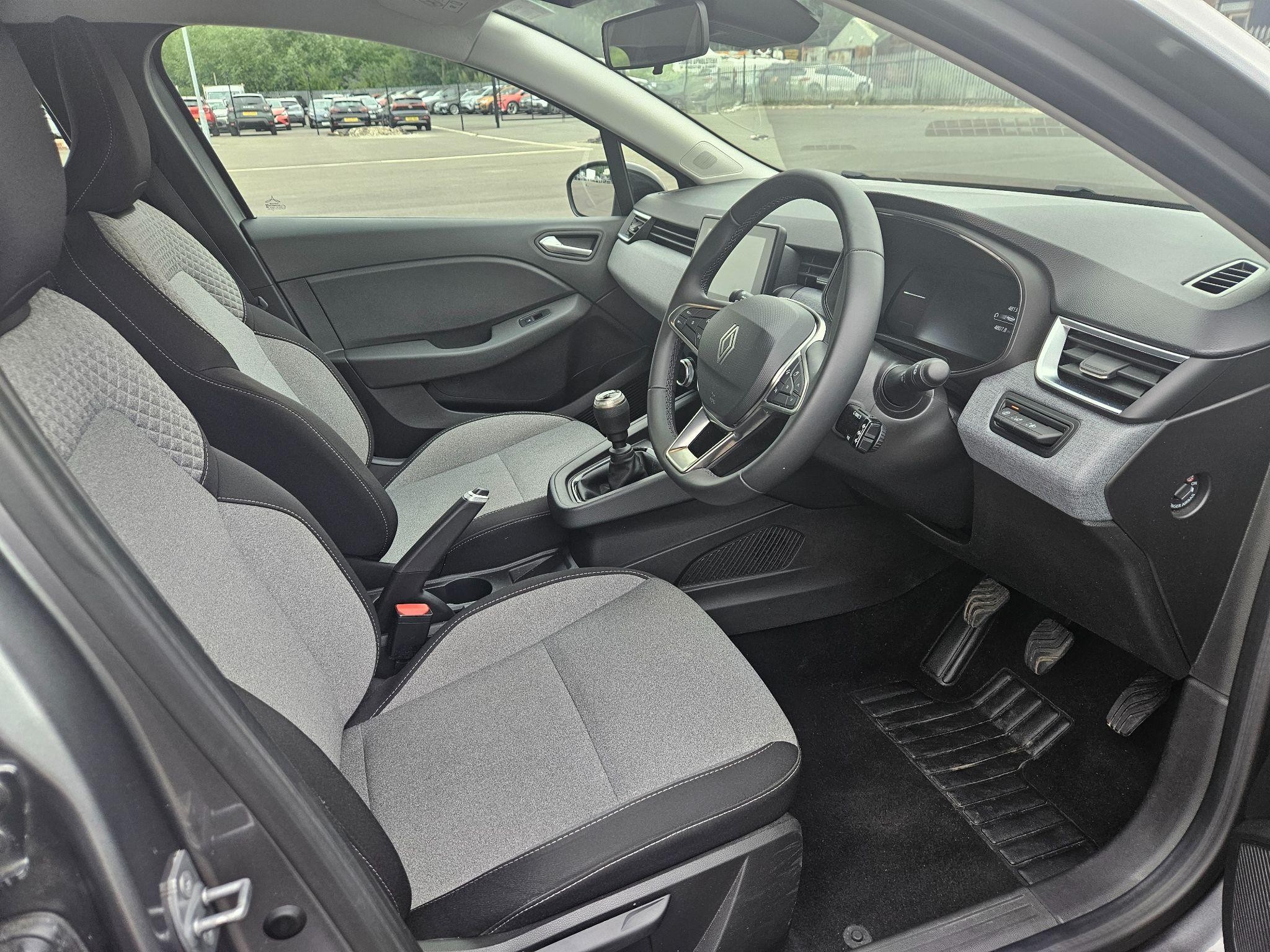 Renault Clio Image 20