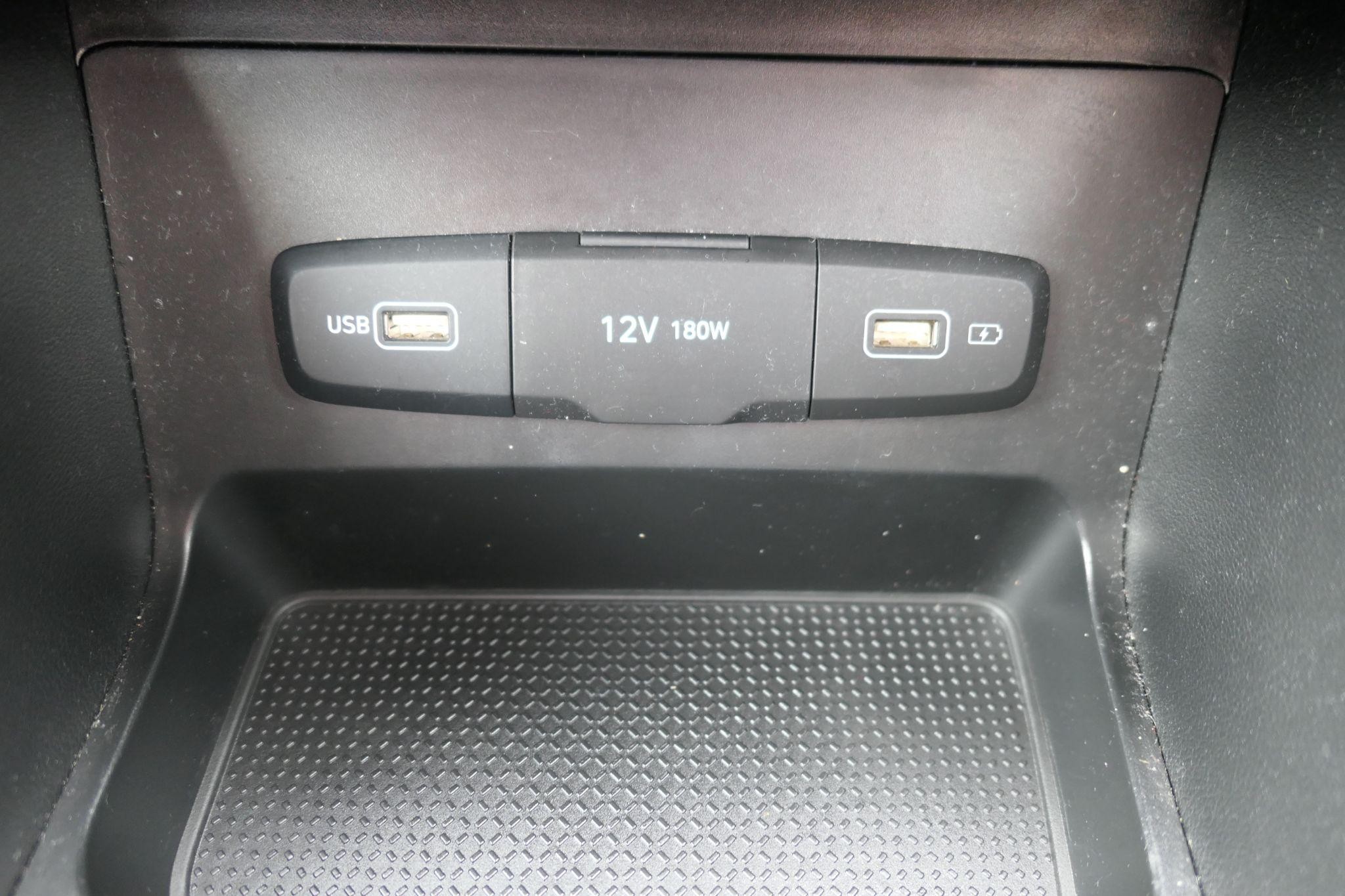 Hyundai TUCSON Image 14