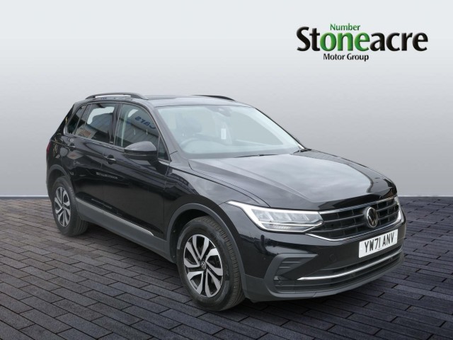 Volkswagen Tiguan 1.5 TSI Active DSG Euro 6 (s/s) 5dr YW71ANV Image 1