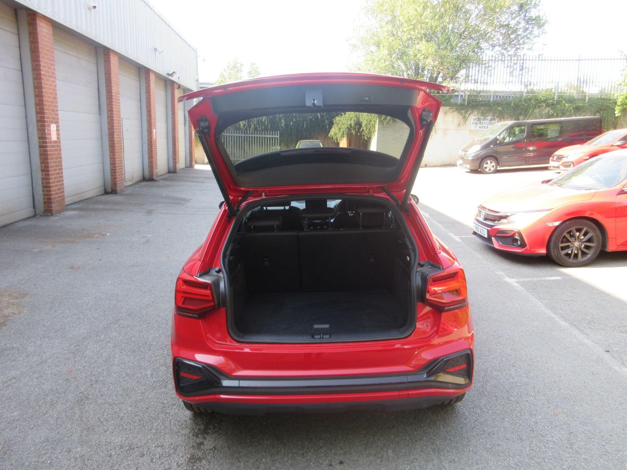 Audi Q2 Image 13