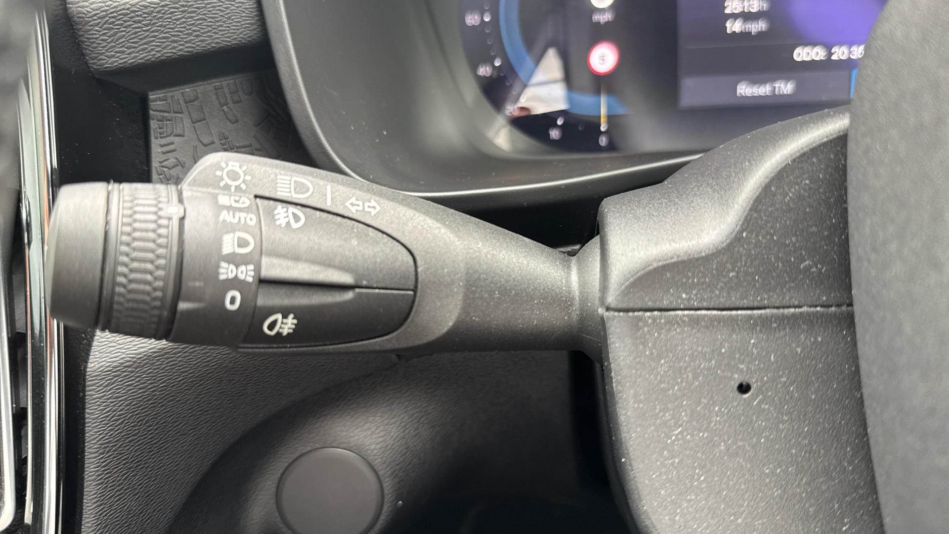 Volvo C40 Image 13