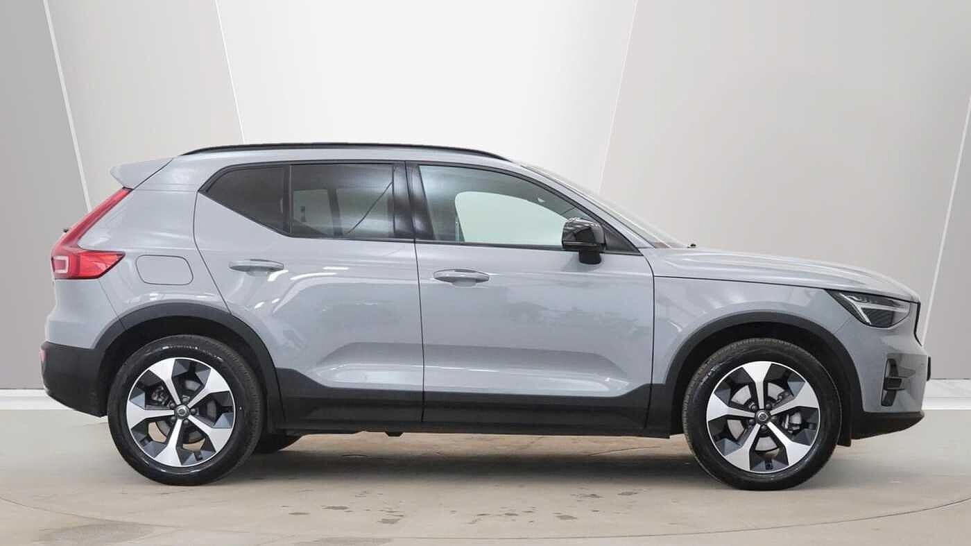 Volvo XC40 Image 2