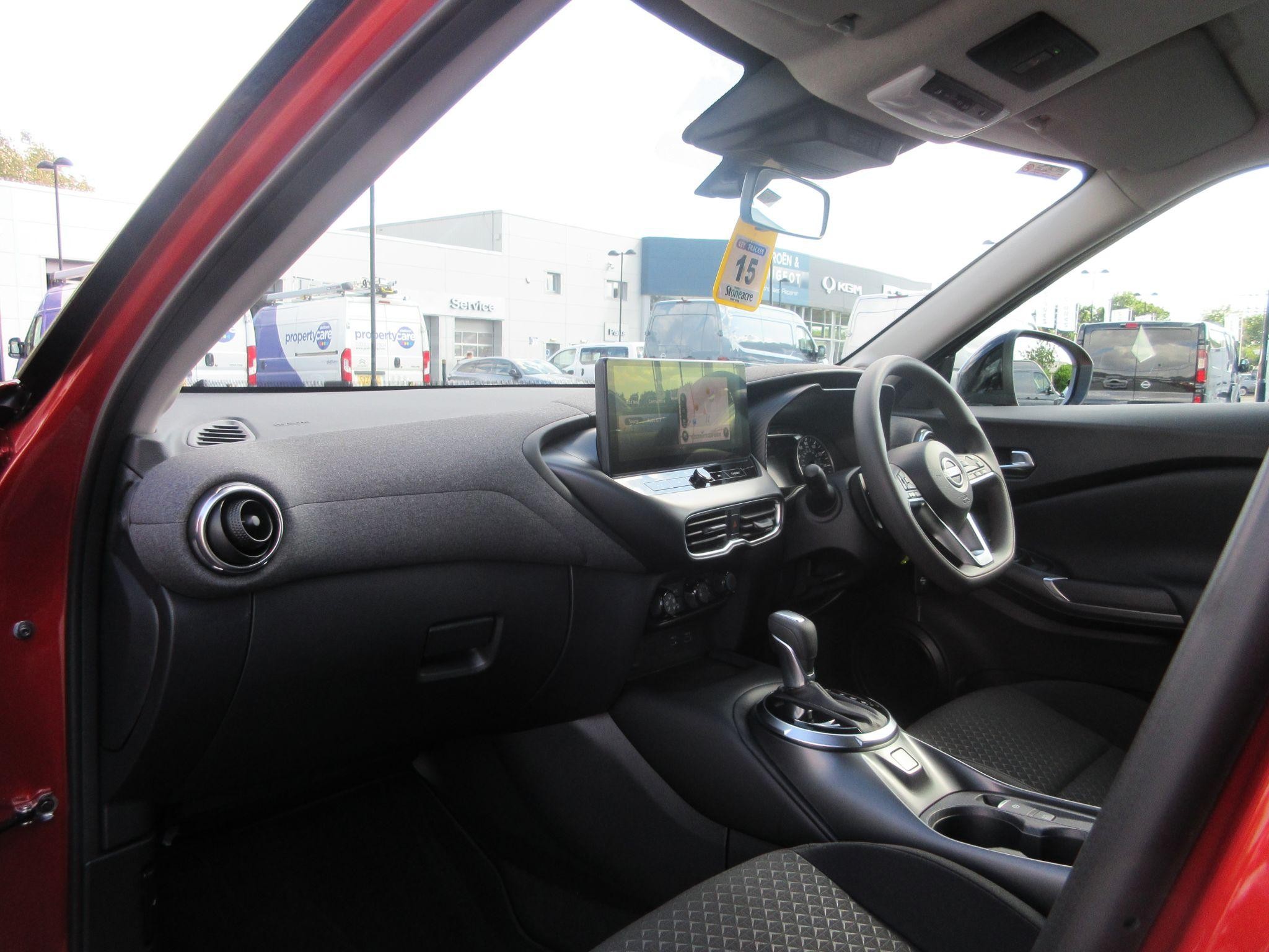 Nissan Juke Image 17