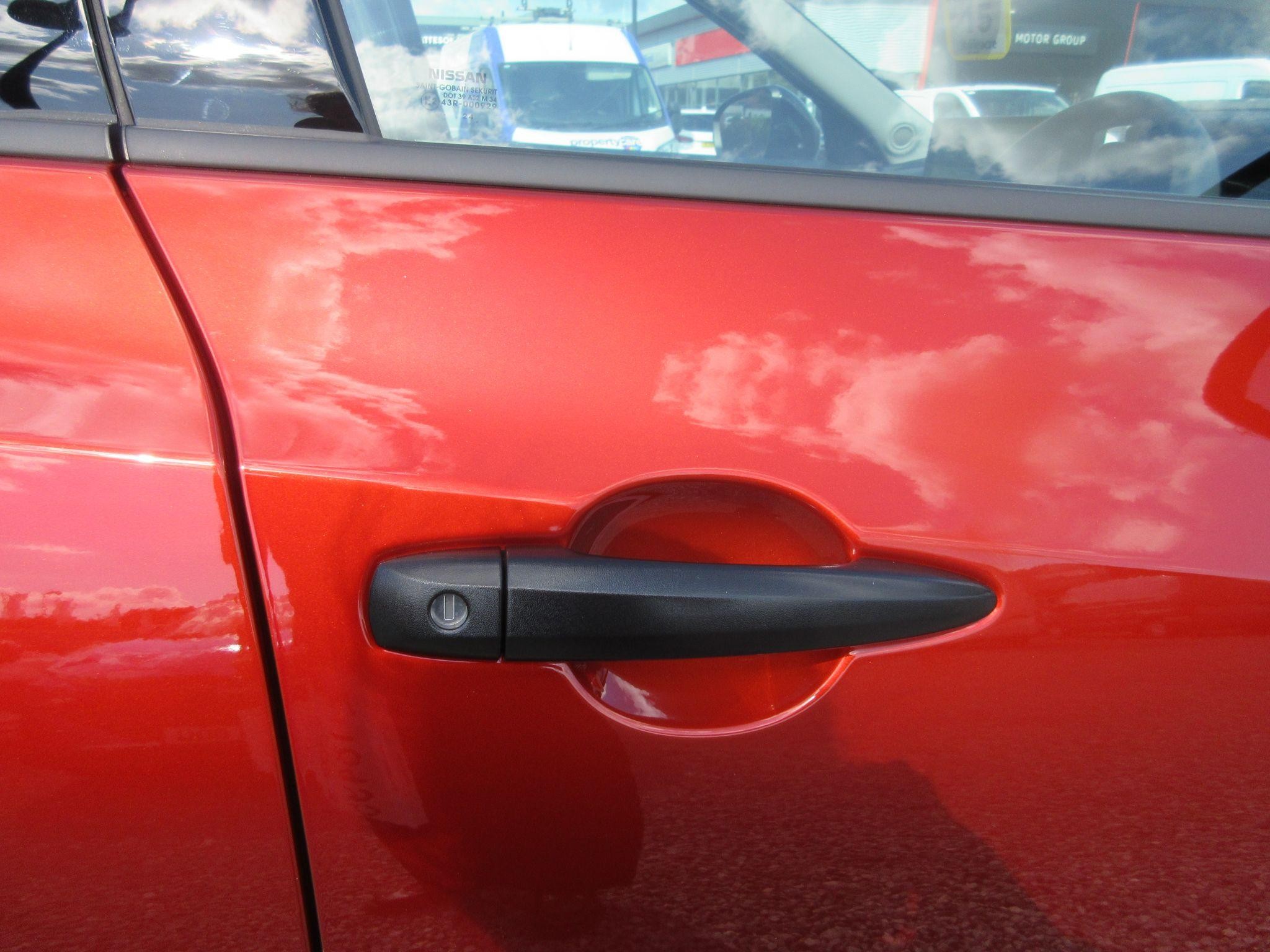 Nissan Juke Image 40