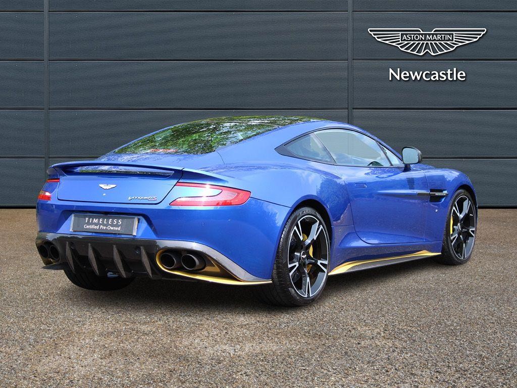 Aston Martin Vanquish Image 14